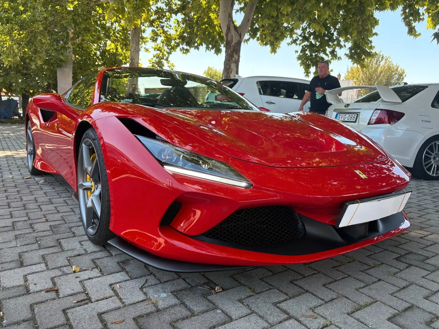 Ferrari F8 Spider DCT Rot - 2