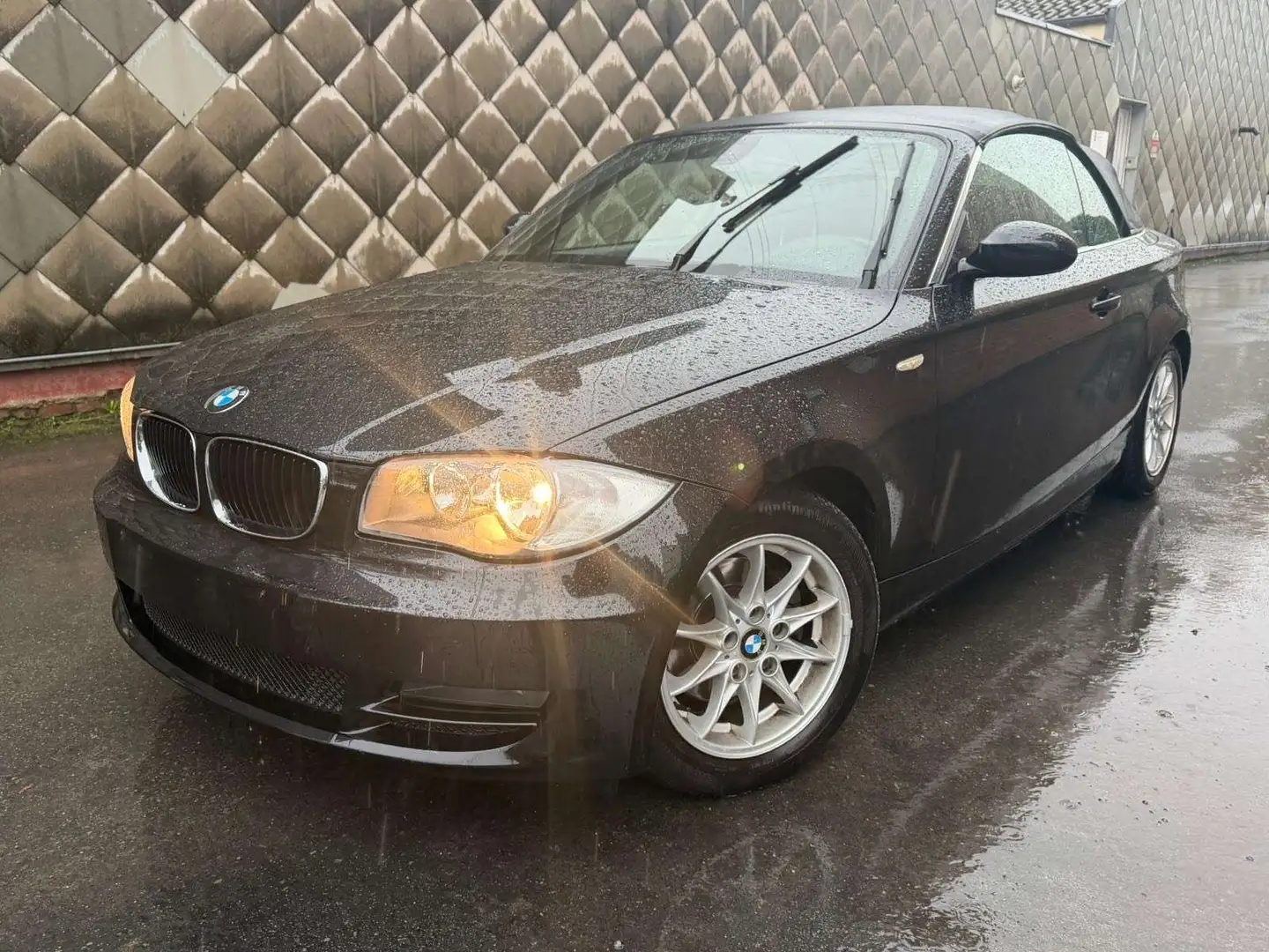 BMW 120 163Ch//2009//222.700km//CLIM Rouge - 1