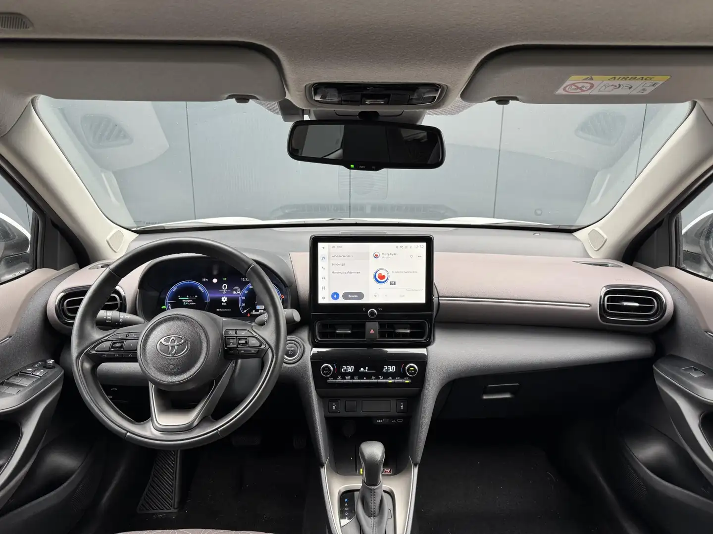 Toyota Yaris Cross 1.5 Hybrid 130 Executive Plus | Trekhaak 13-polig Blanc - 2