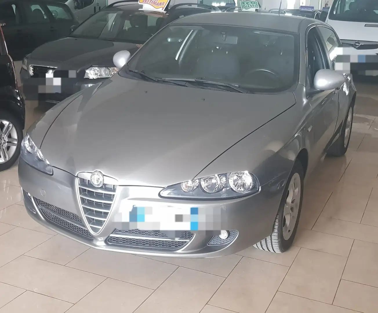 Alfa Romeo 147 147 II 2010 5p 1.6 ts 16v Progression c/CL 105cv Grau - 1