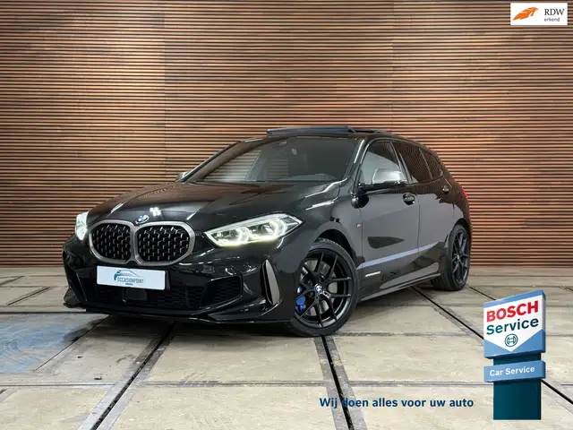 BMW 135 1-serie M135i xDrive M-Performance | BomVOL! | M-T