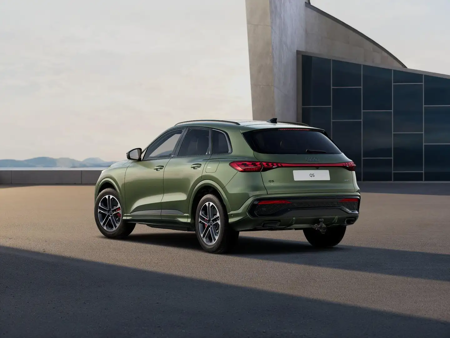 Audi Q5 2.0 TFSI e-hybrid quattro S edition Competition | Groen - 2