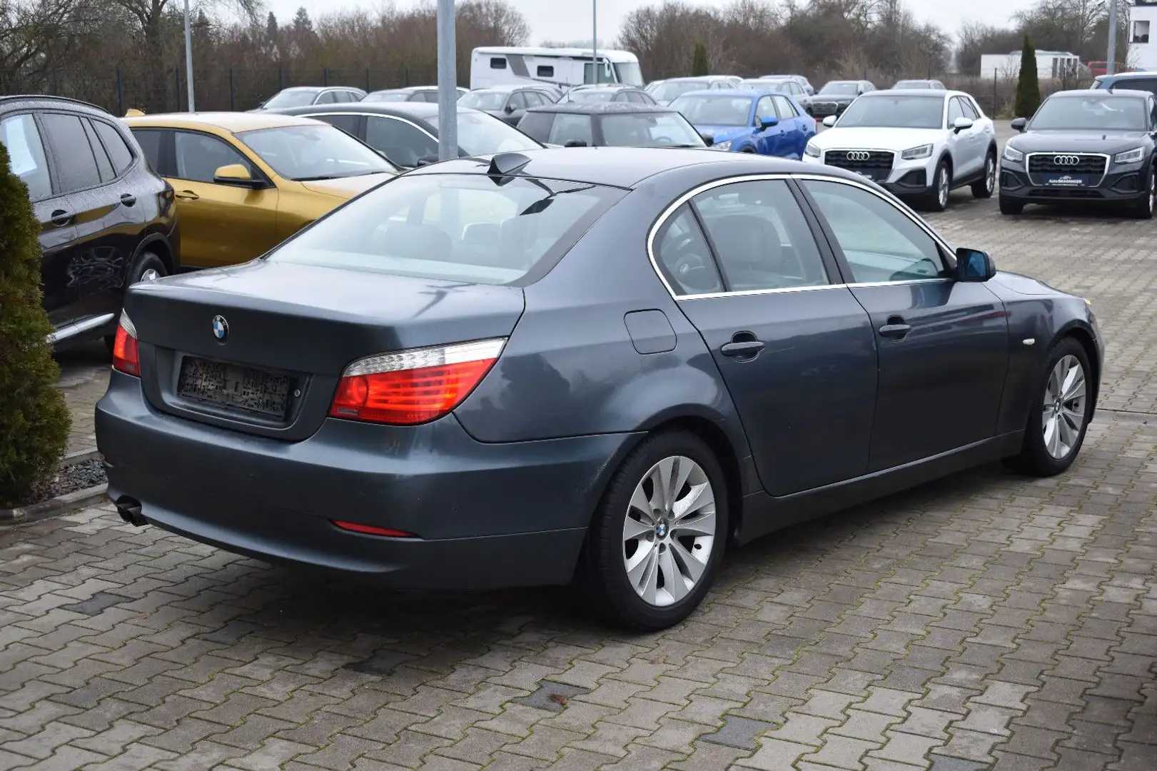 BMW 525 d Limousine Automatik Alu~Xenon~Leder~PDC Gri - 2