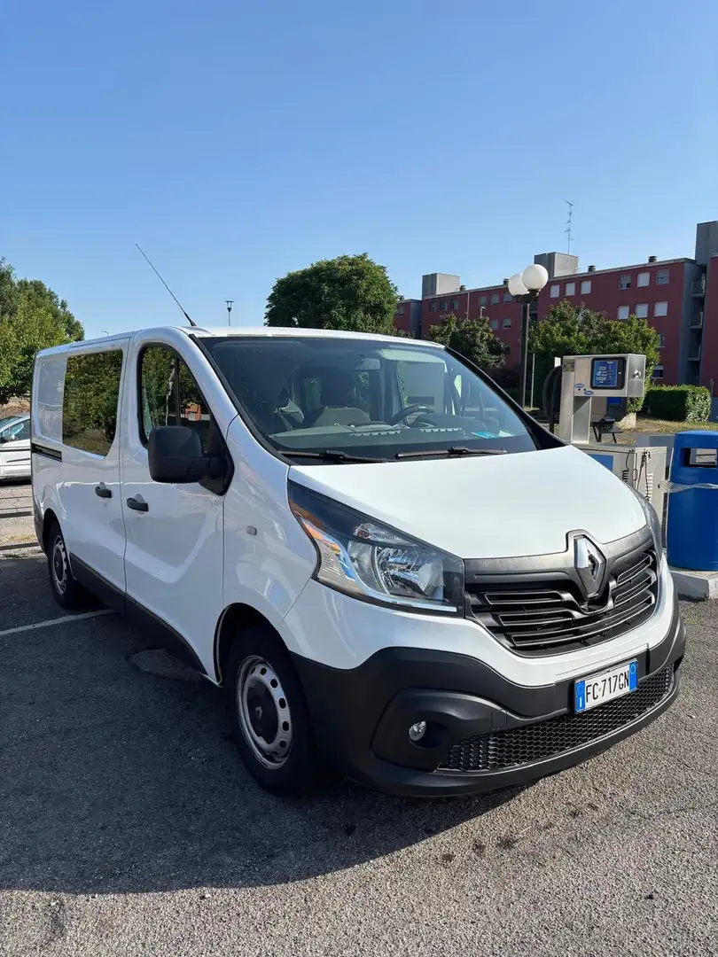 Renault Trafic - 1