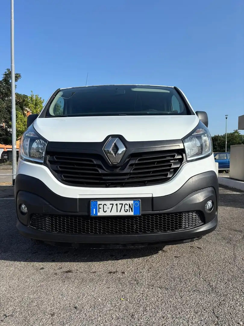 Renault Trafic - 2