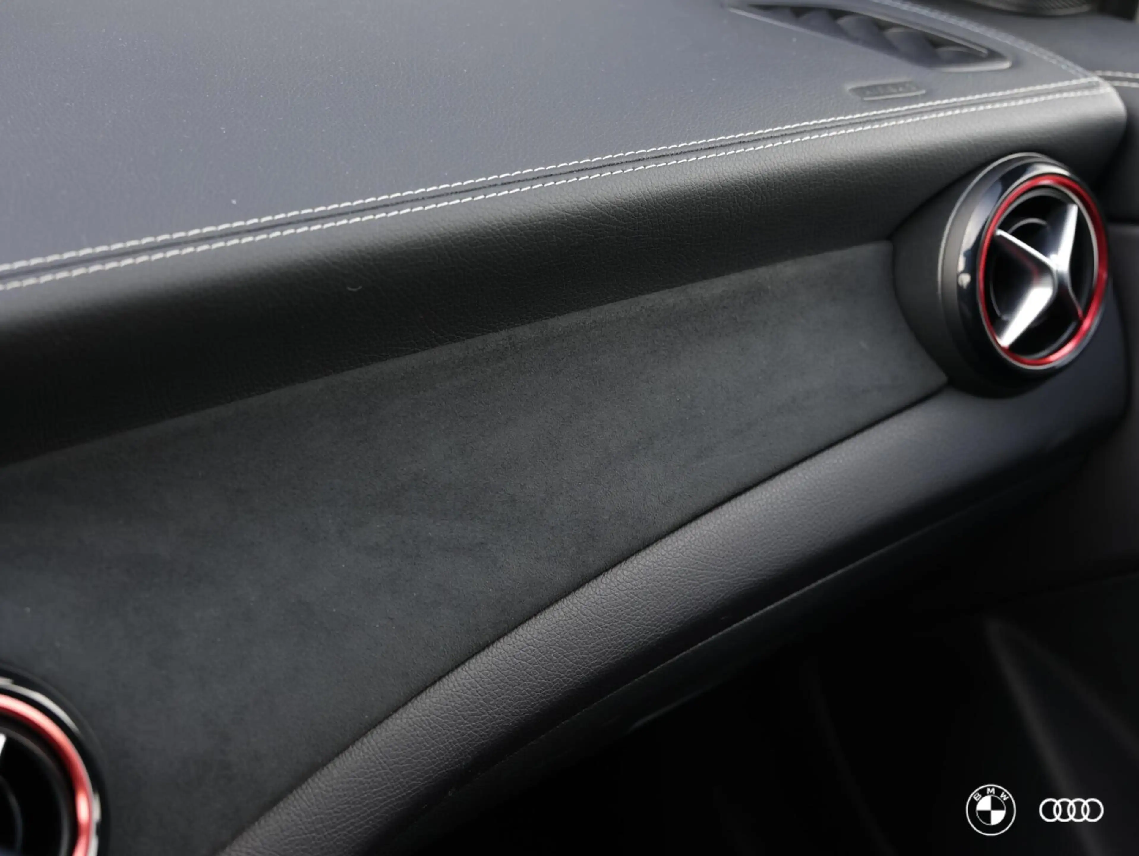 Mercedes-Benz CLA 180 AMG EDITION / AMBIENTE / CLIMA / PDC / LEDER/STOF — photo 23