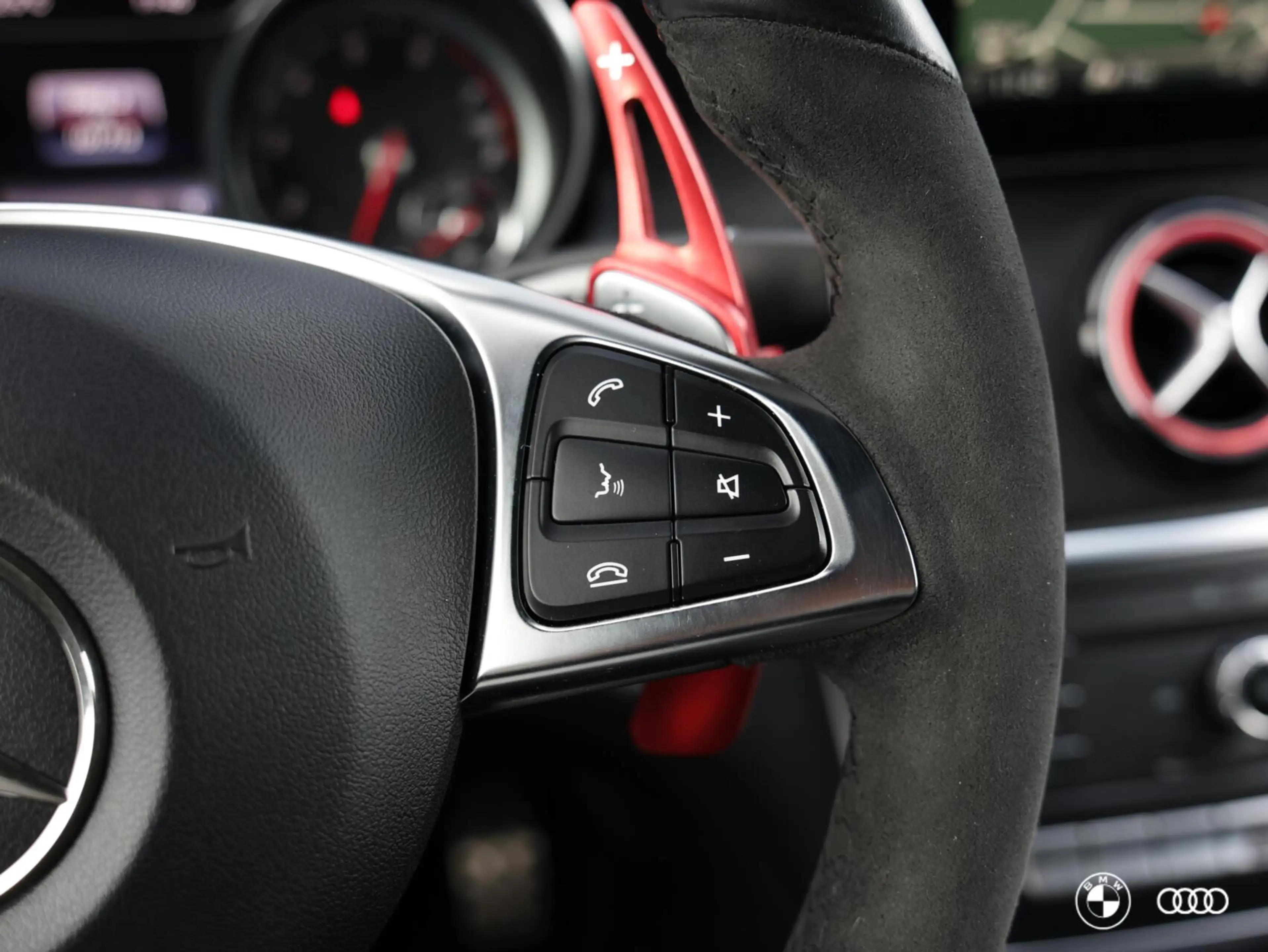 Mercedes-Benz CLA 180 AMG EDITION / AMBIENTE / CLIMA / PDC / LEDER/STOF — photo 16