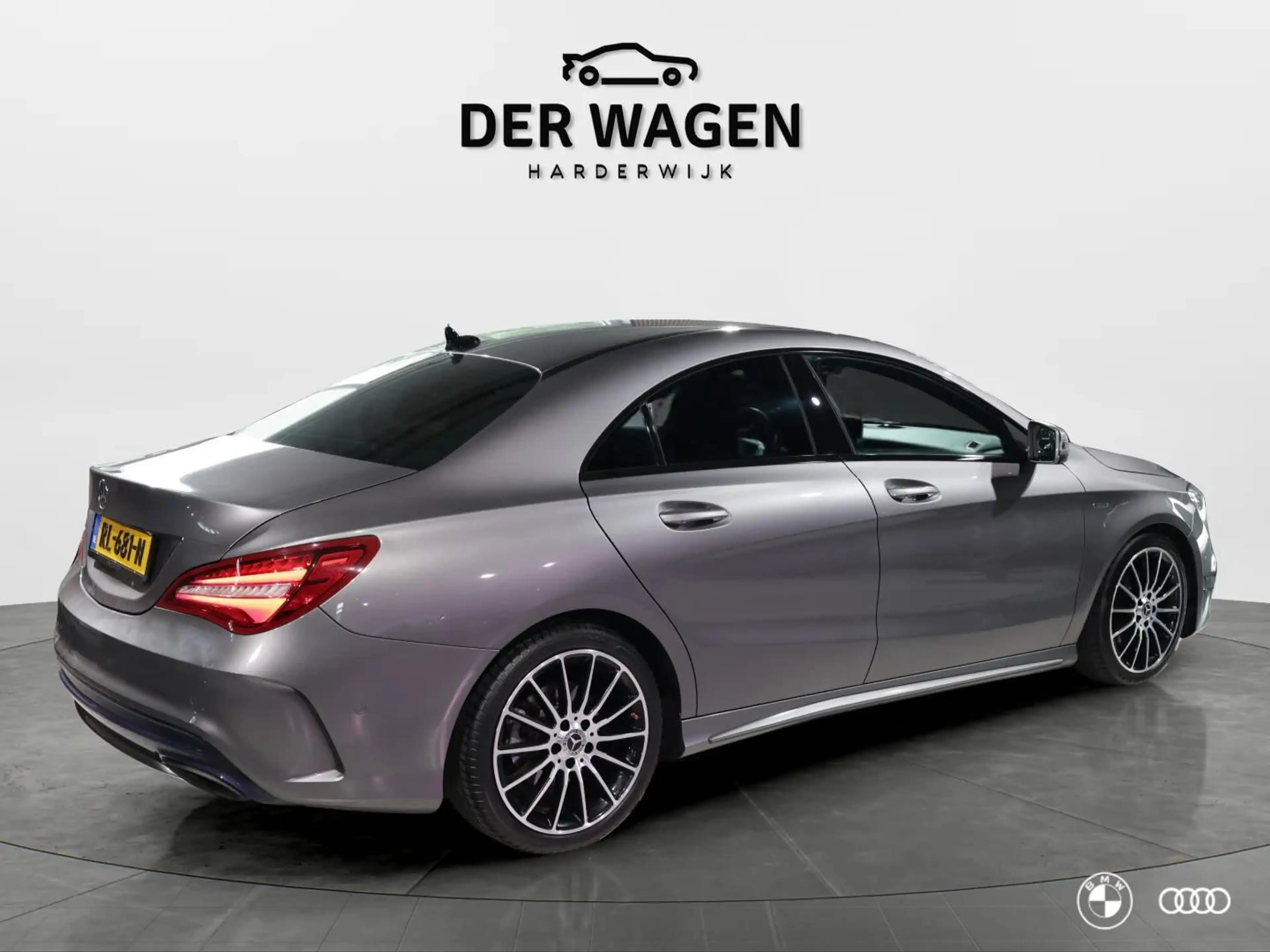 Mercedes-Benz CLA 180 AMG EDITION / AMBIENTE / CLIMA / PDC / LEDER/STOF — photo 3