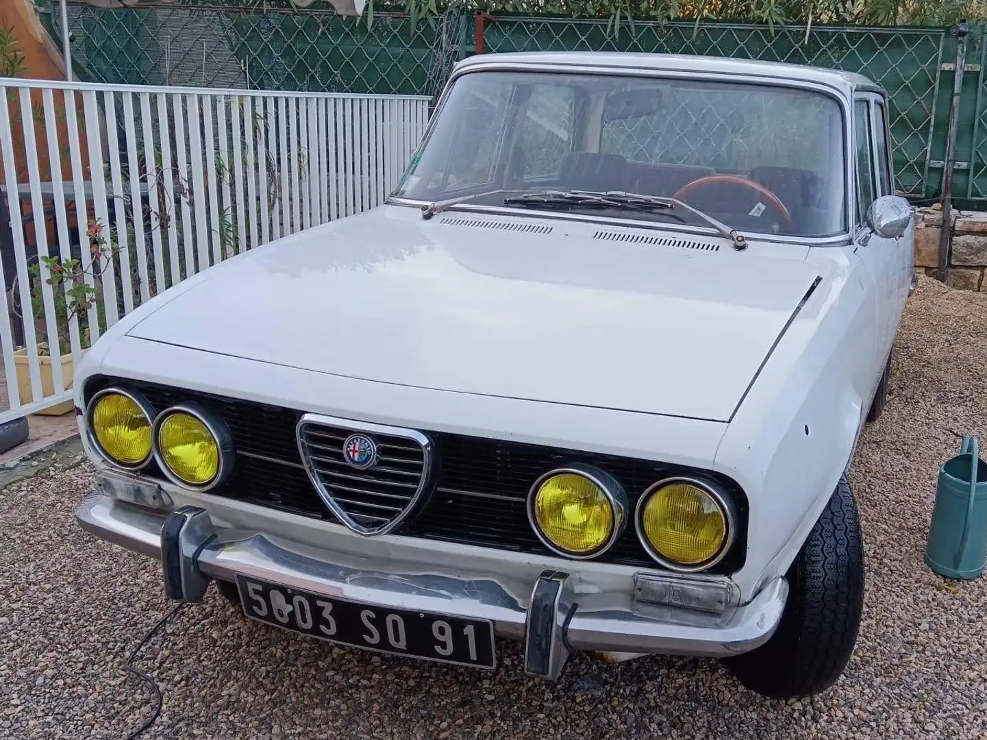 Alfa Romeo 2000 105 Weiß - 1