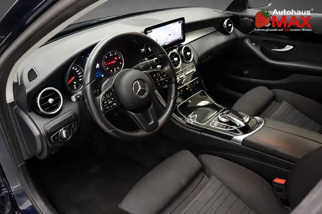 Mercedes-Benz C-Class view 12