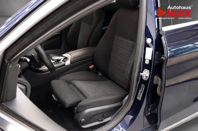 Mercedes-Benz C-Class view 15