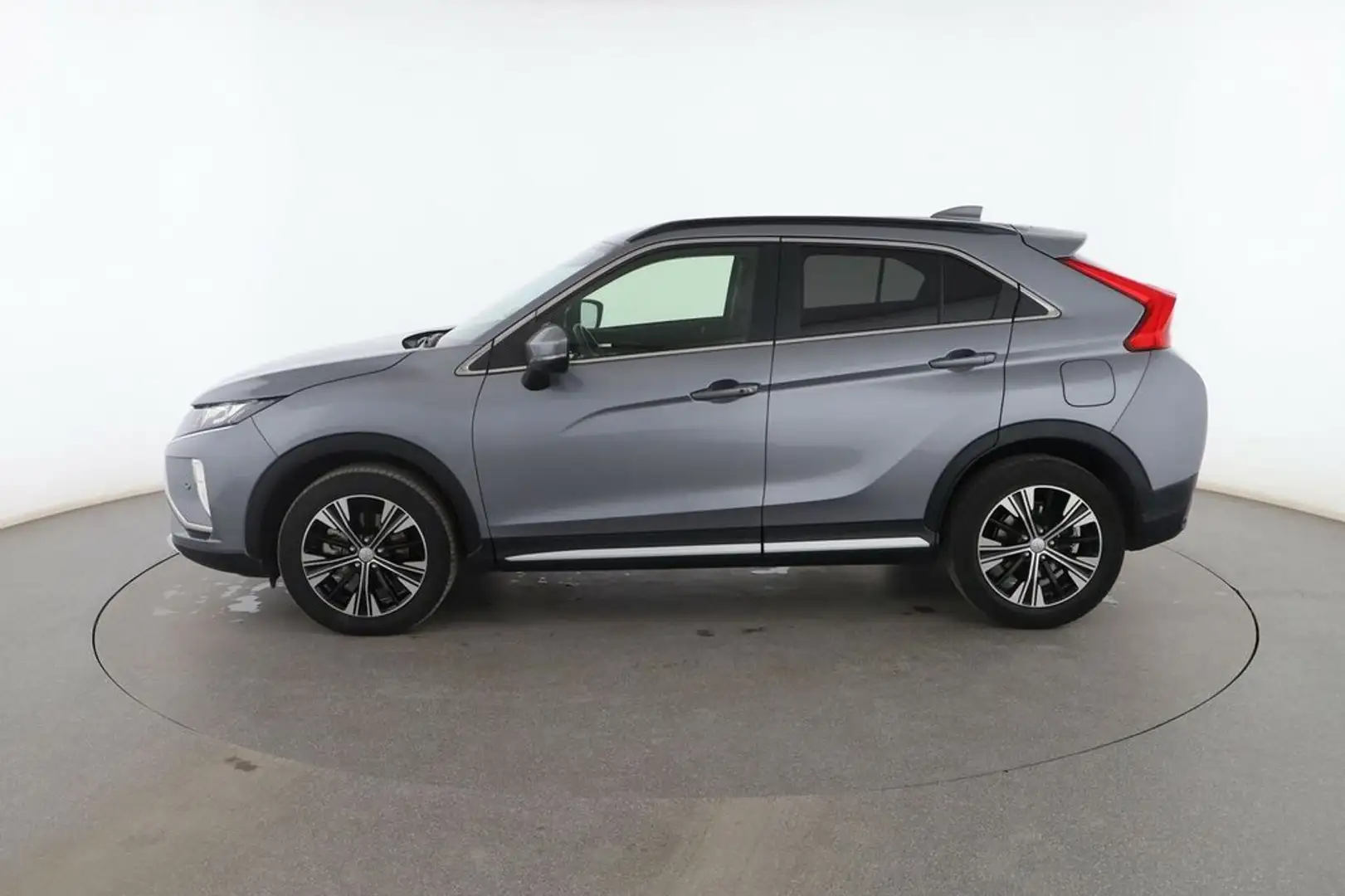 Mitsubishi Eclipse Cross 1.5 T-MIVEC Motion 2WD Gris - 2