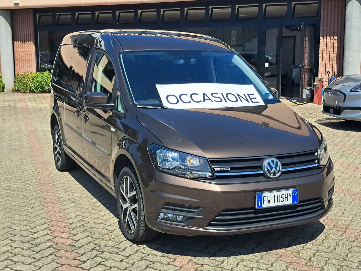 Volkswagen Caddy MAXI 2.0 TDI 150CV 4 MOTION DSG 7P Marrone - 1