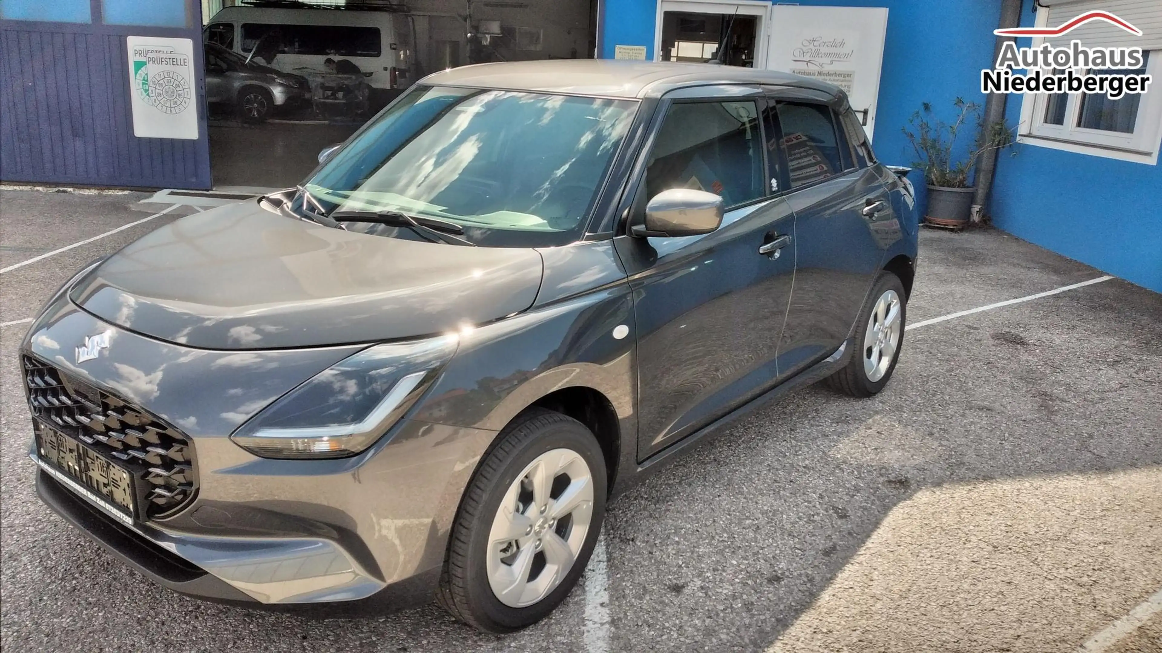 Suzuki Swift Hybrid Allgrip Shine *Neues Modell* 60 kW (82 P... — photo 2