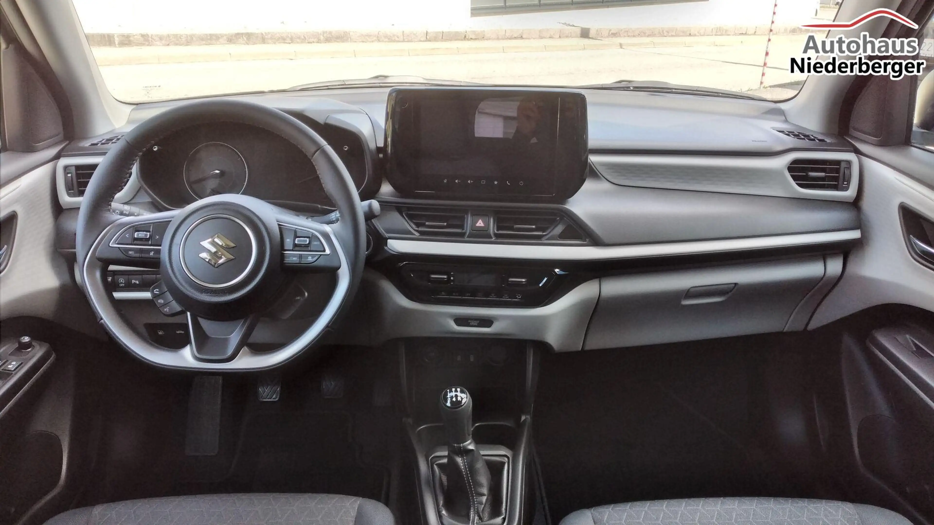 Suzuki Swift Hybrid Allgrip Shine *Neues Modell* 60 kW (82 P... — photo 10