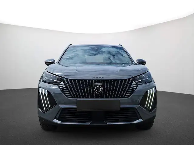 Peugeot 2008 view 3
