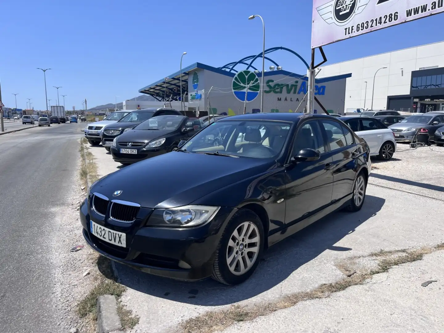 BMW 320 320d Aut. Negro - 1