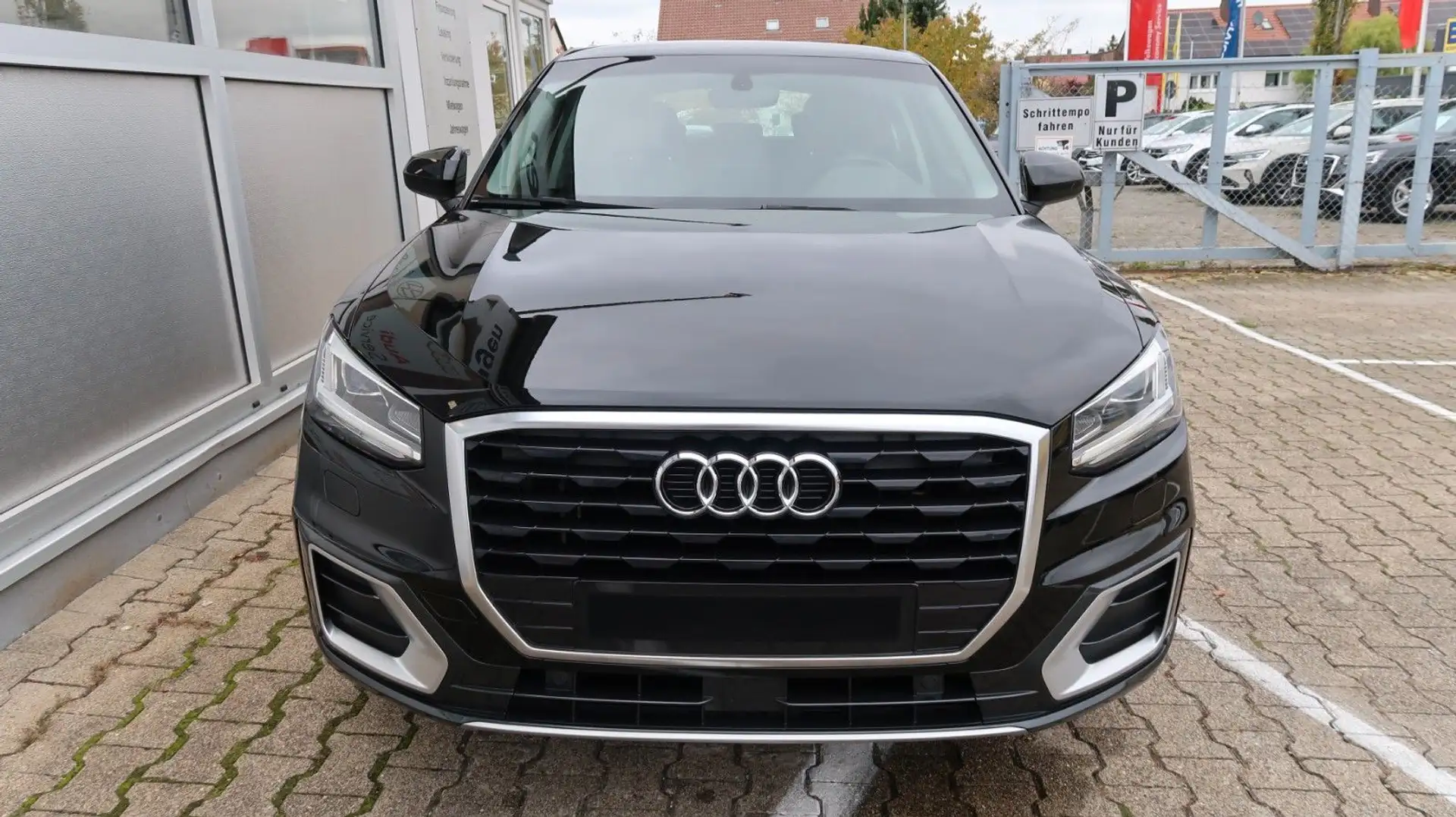Audi Q2 1,5 TFSI design S-tronic +Navi +AudiPreSense Schwarz - 2