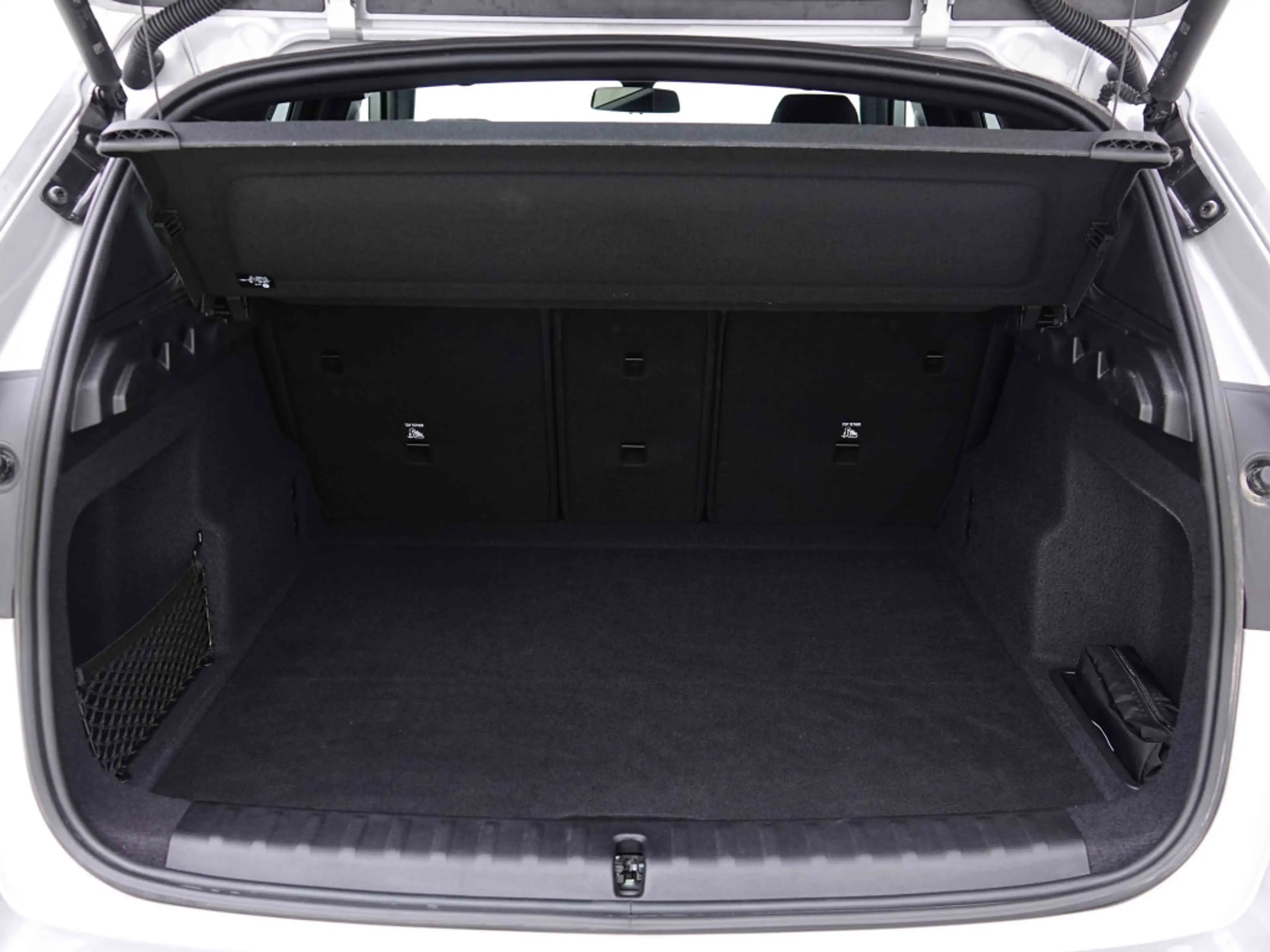 BMW X1 sDrive18iA M Sport | GPS | Keyless | CAM | Matrix LED | Towing Hook — photo 6