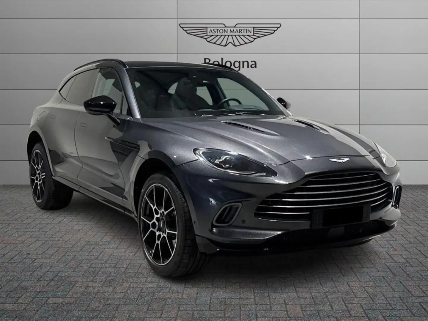 Aston Martin DBX 4.0 Auto Grigio - 1
