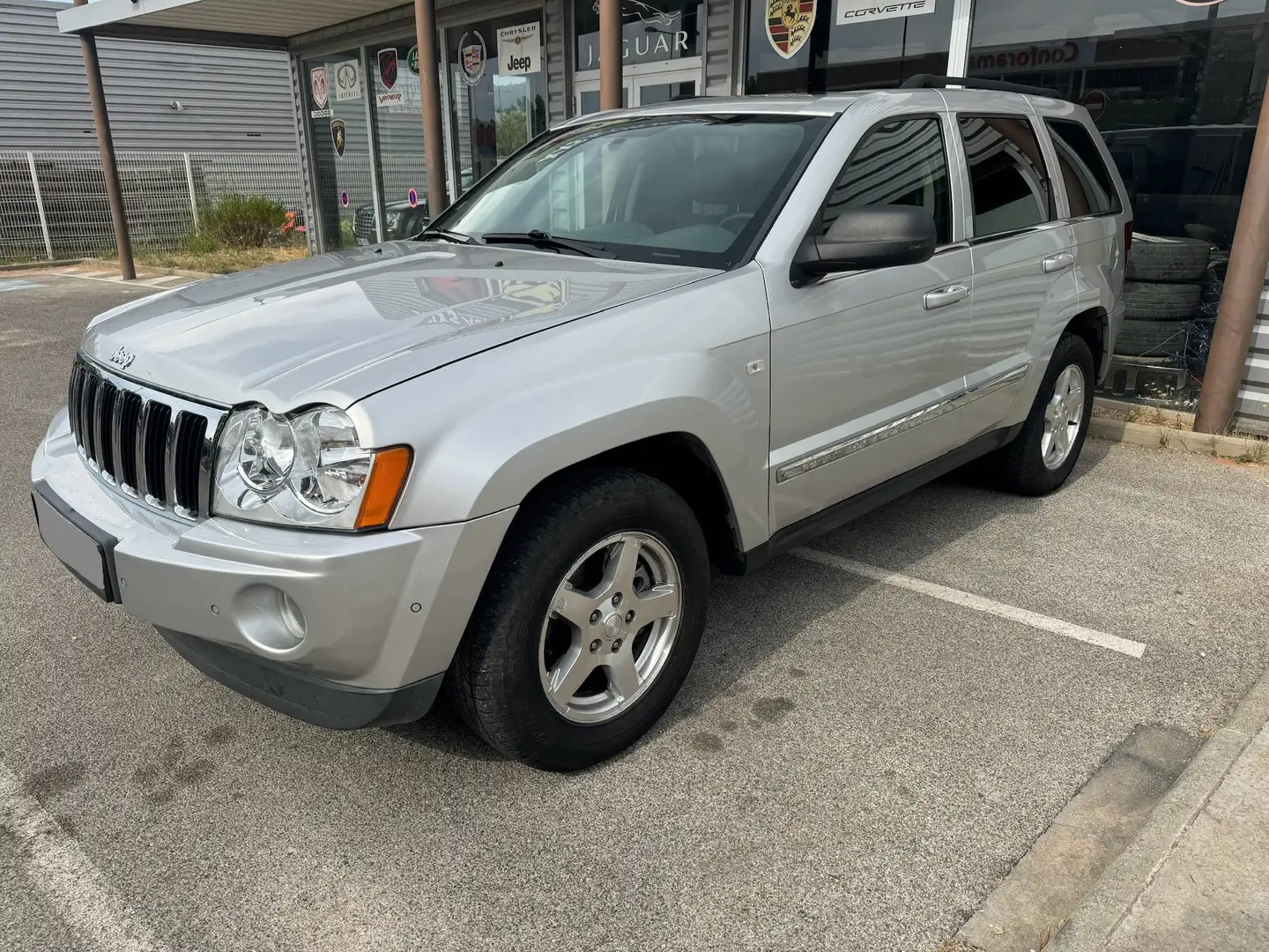 Jeep Grand Cherokee Grand Cherokee 3.0L CRD 218 CH Overland  99.000Km Plateado - 1