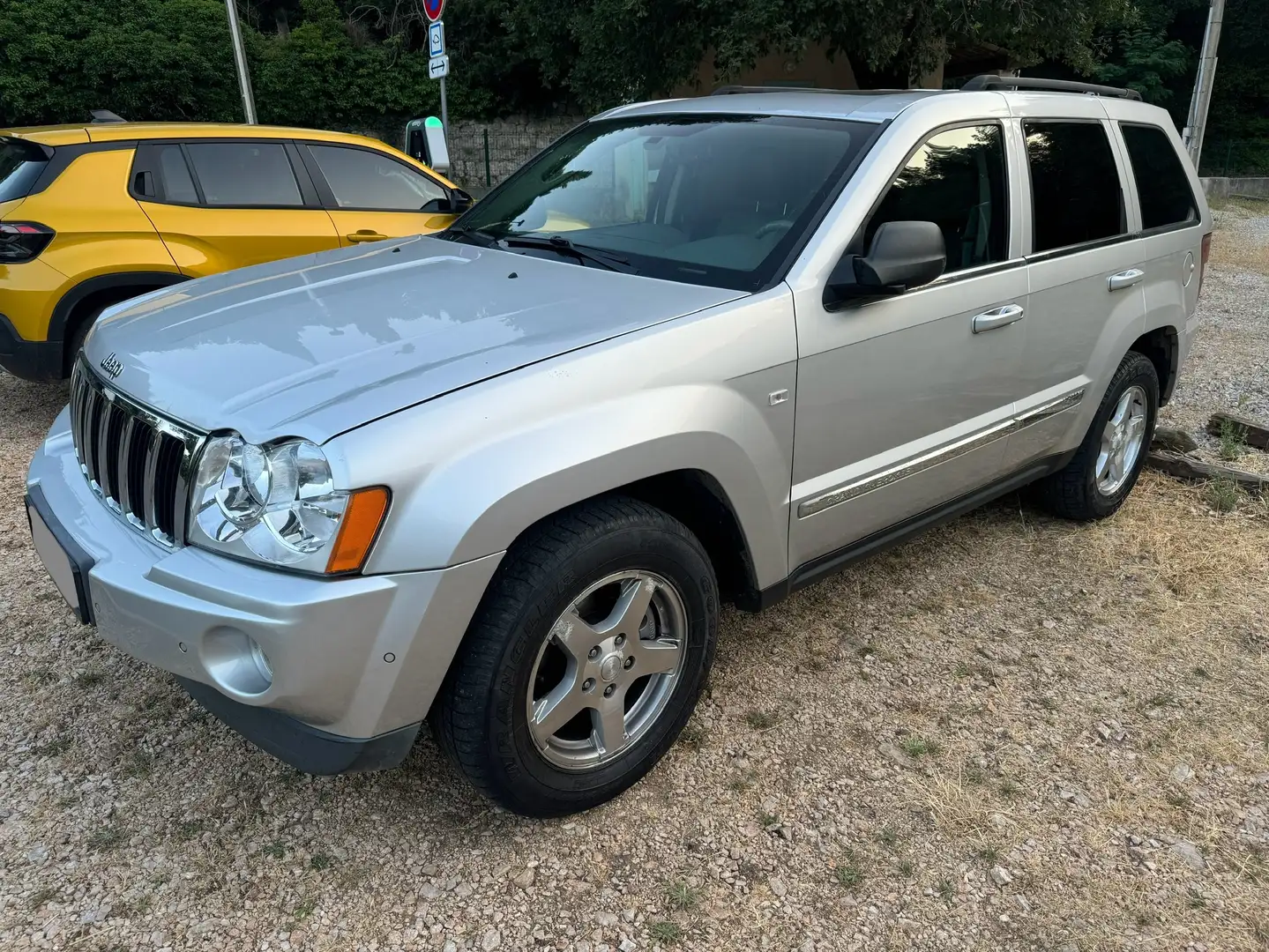 Jeep Grand Cherokee Grand Cherokee 3.0L CRD 218 CH Overland  99.000Km Zilver - 1