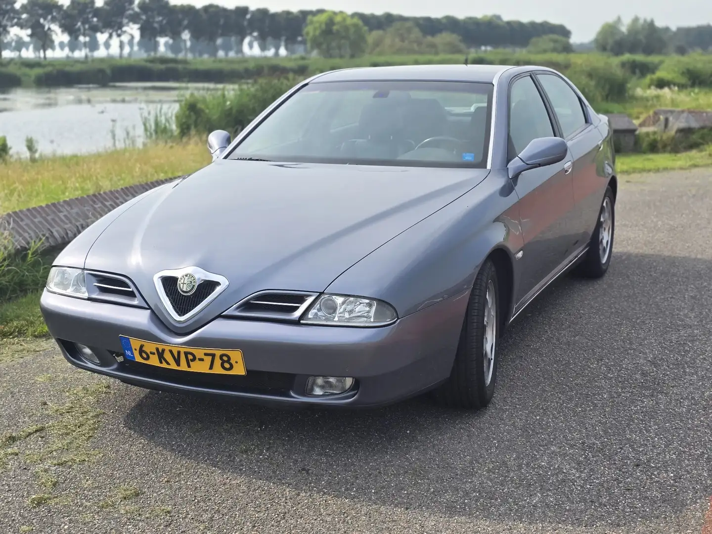 Alfa Romeo 166 2.0 v6 tb (turbo) uniek 57k km Blauw - 1
