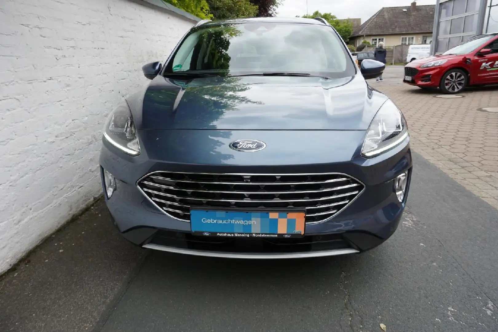 Ford Kuga Plug-In Hybrid Titanium Bleu - 2