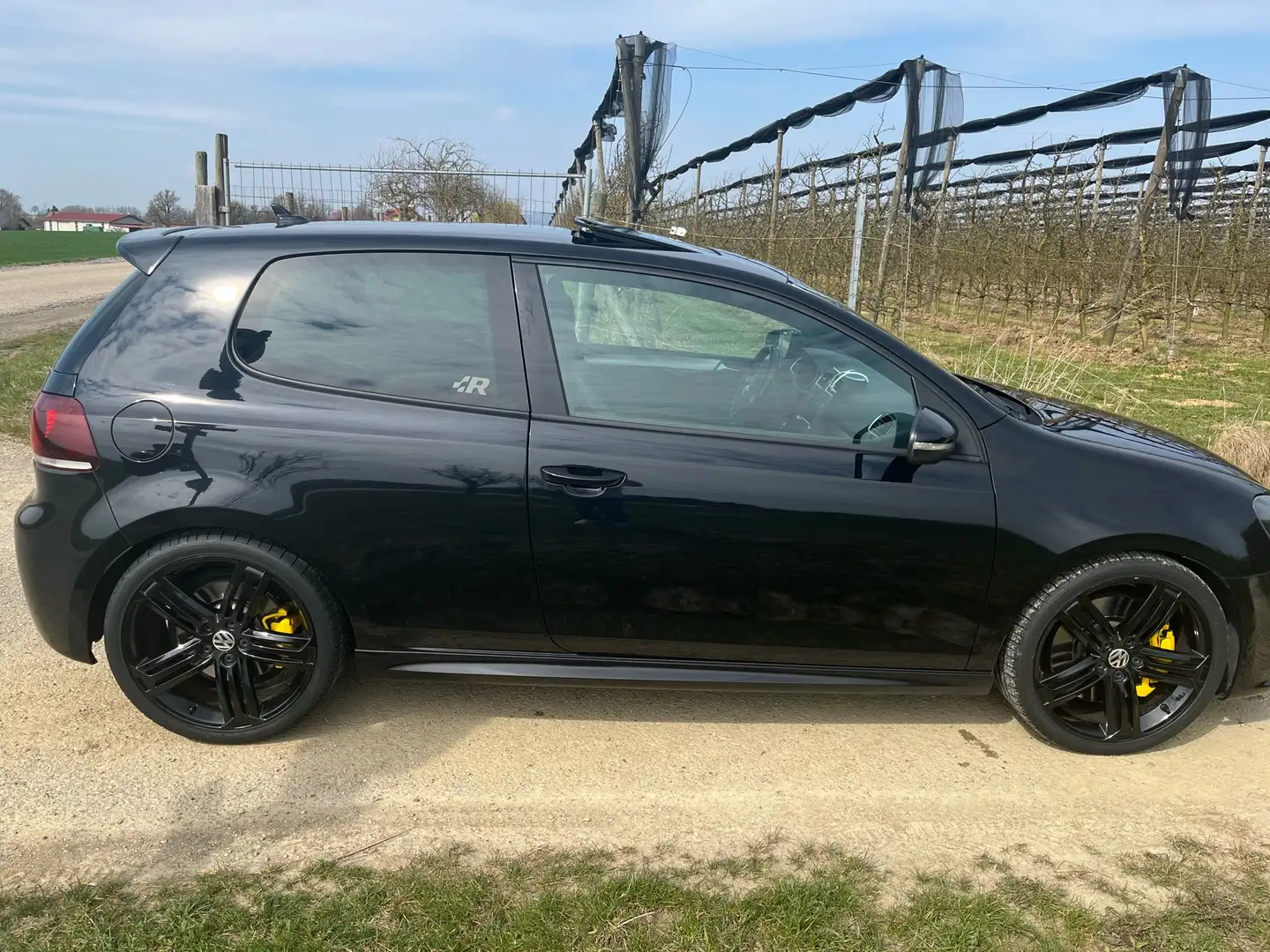 Volkswagen Golf R 2,0 TSI 4MOTION DSG Schwarz - 2