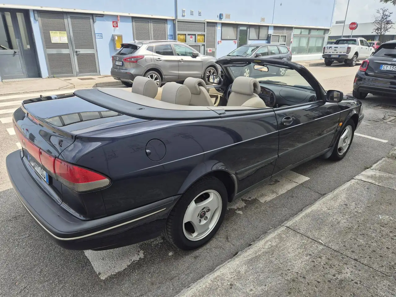Saab 9-3 2300 i, foto 6