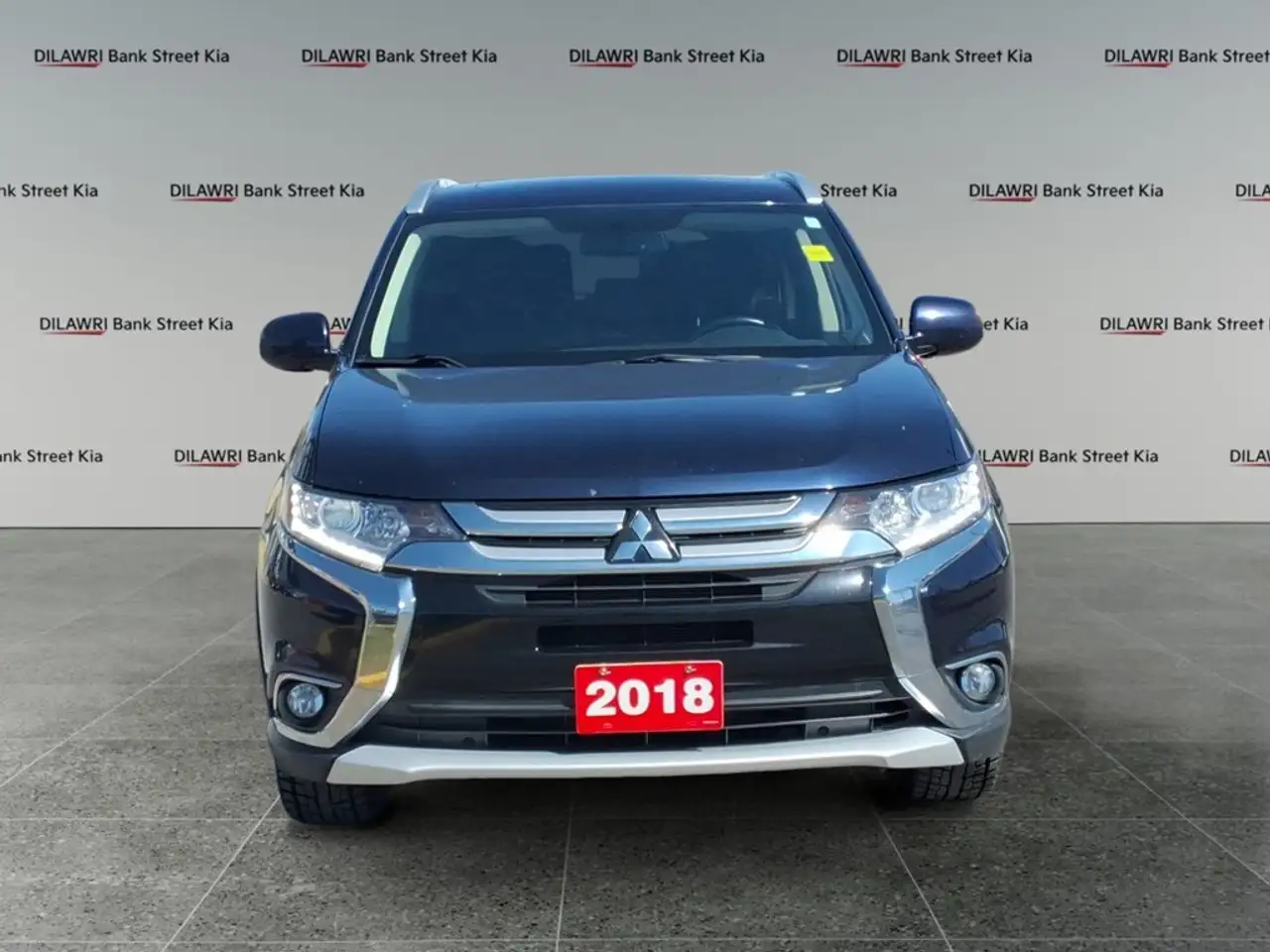 Mitsubishi Outlander снимка Mitsubishi Outlander