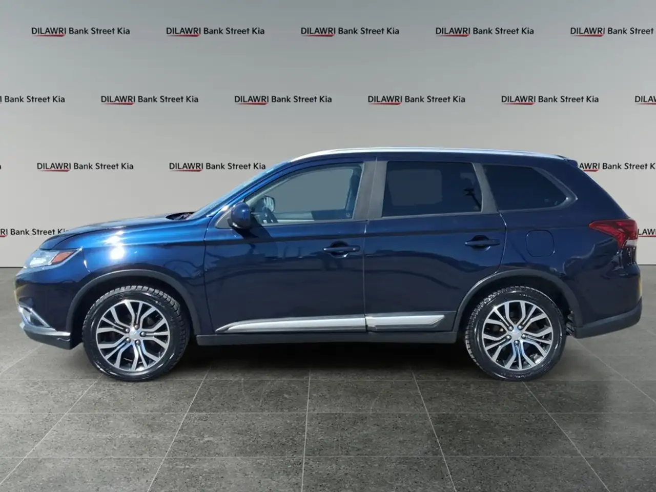 Mitsubishi Outlander снимка Mitsubishi Outlander
