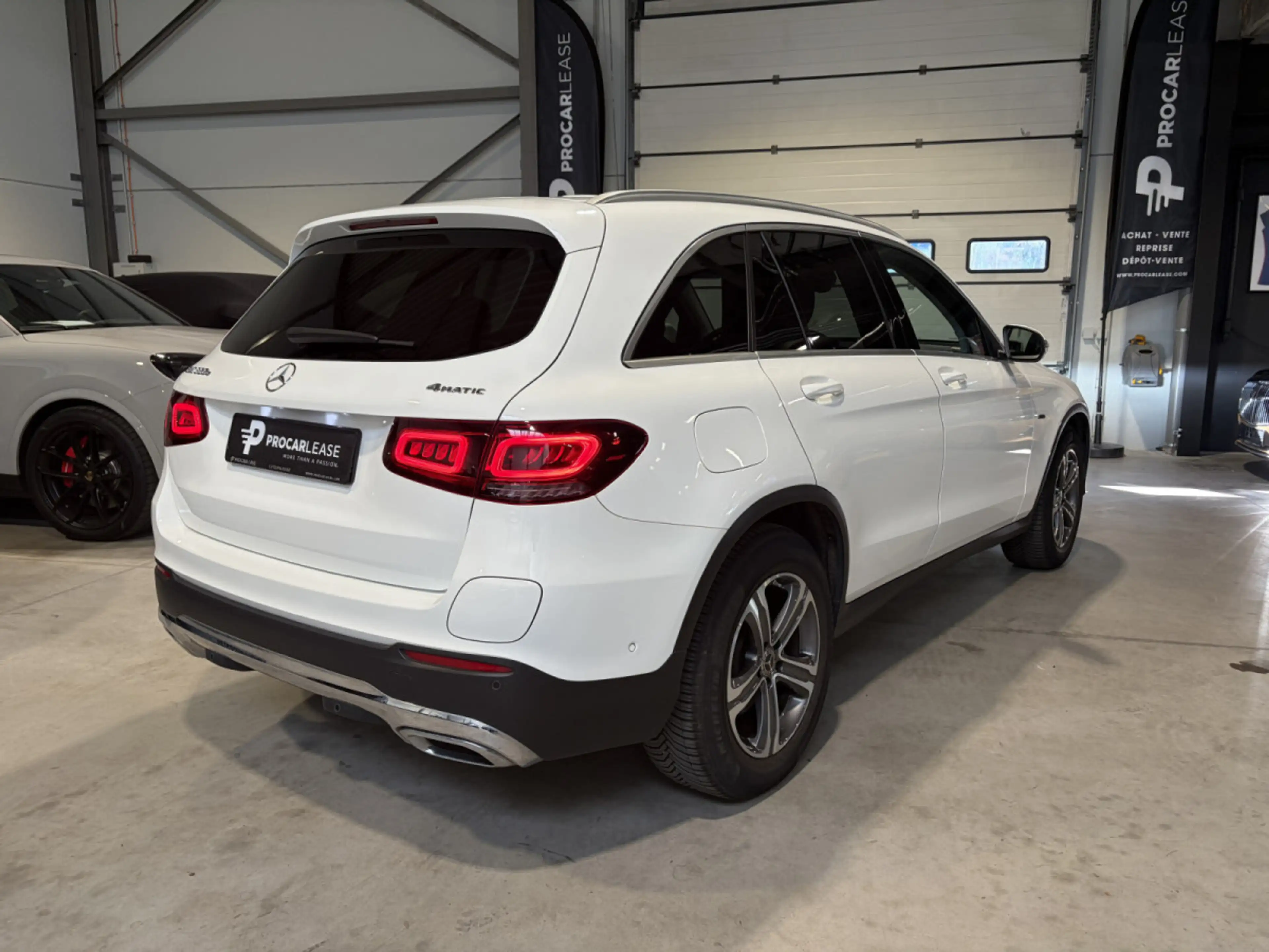 Mercedes-Benz GLC 300 GLC300e 4MATIC/ SUSPENSIONS PNEUMATIQUES/ BURMESTE — photo 7