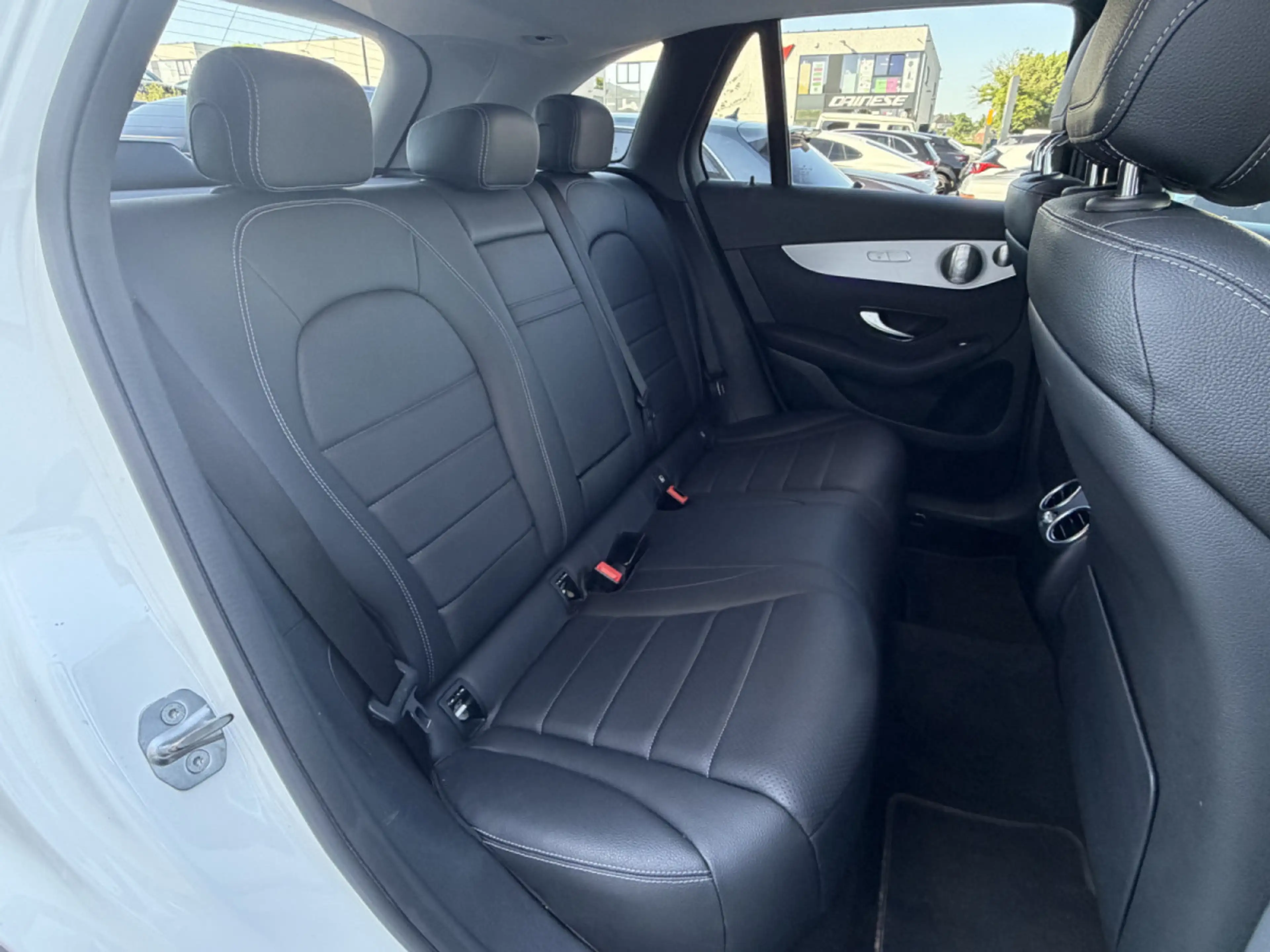 Mercedes-Benz GLC 300 GLC300e 4MATIC/ SUSPENSIONS PNEUMATIQUES/ BURMESTE — photo 15