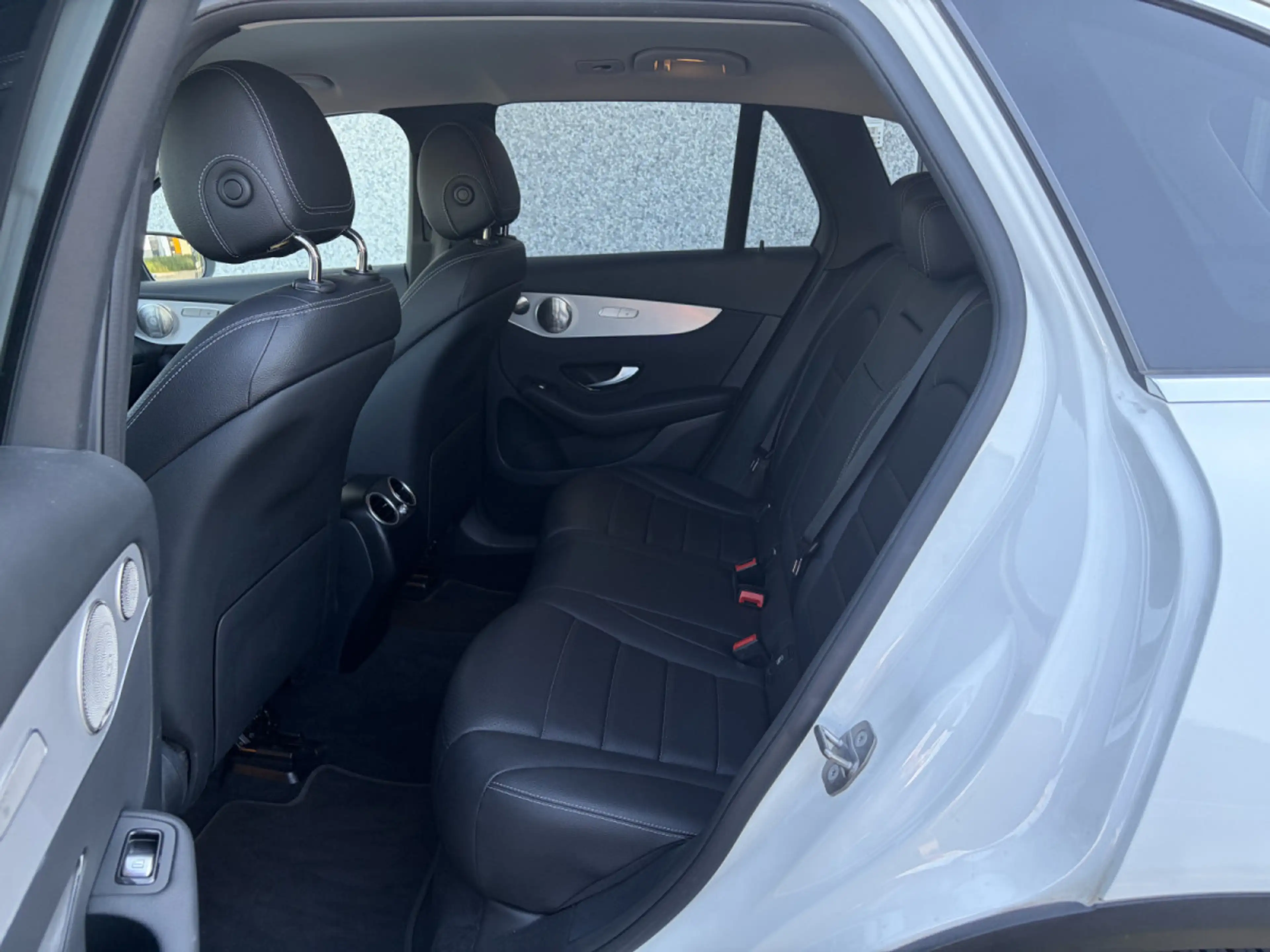 Mercedes-Benz GLC 300 GLC300e 4MATIC/ SUSPENSIONS PNEUMATIQUES/ BURMESTE — photo 12
