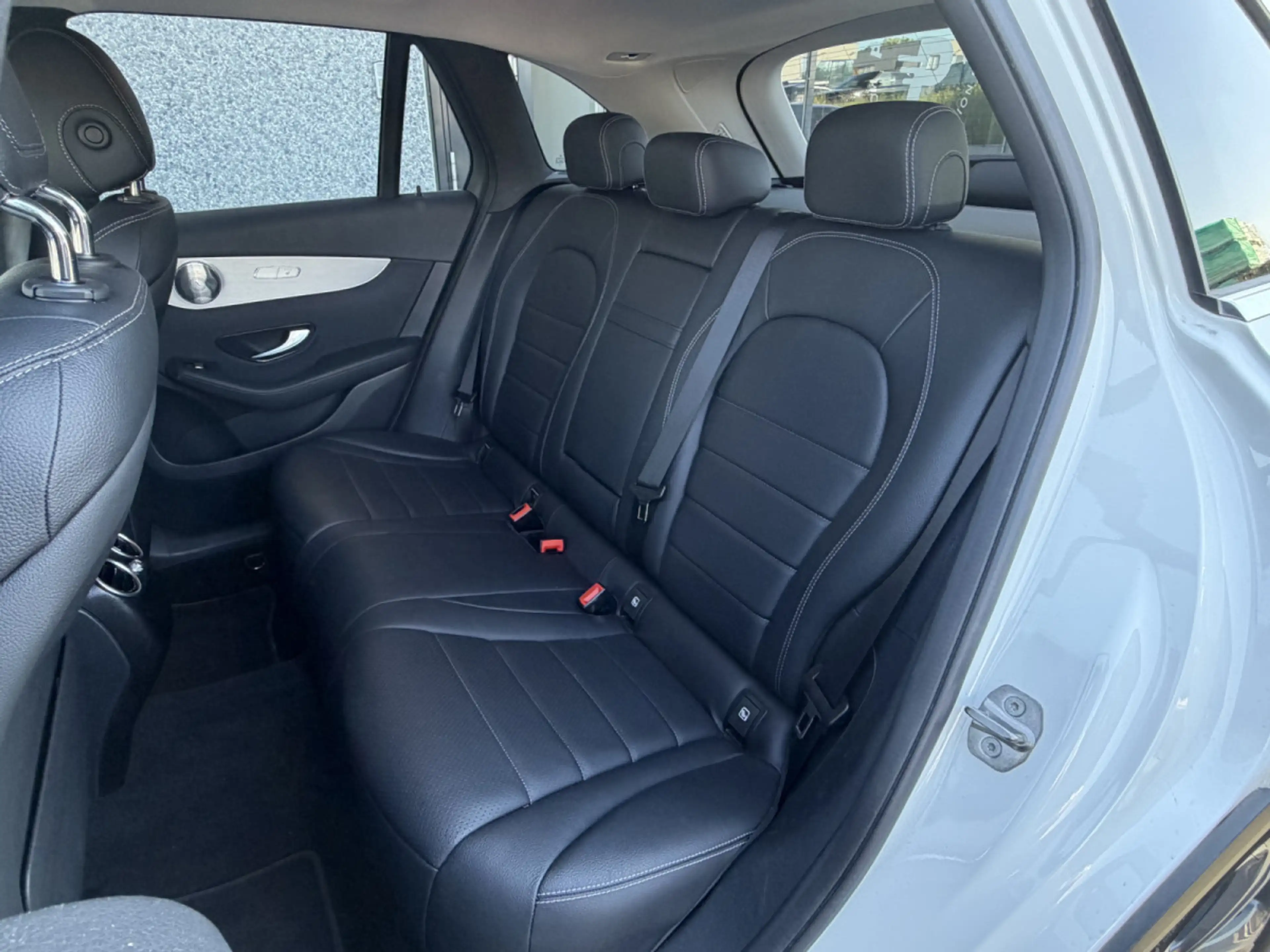 Mercedes-Benz GLC 300 GLC300e 4MATIC/ SUSPENSIONS PNEUMATIQUES/ BURMESTE — photo 11