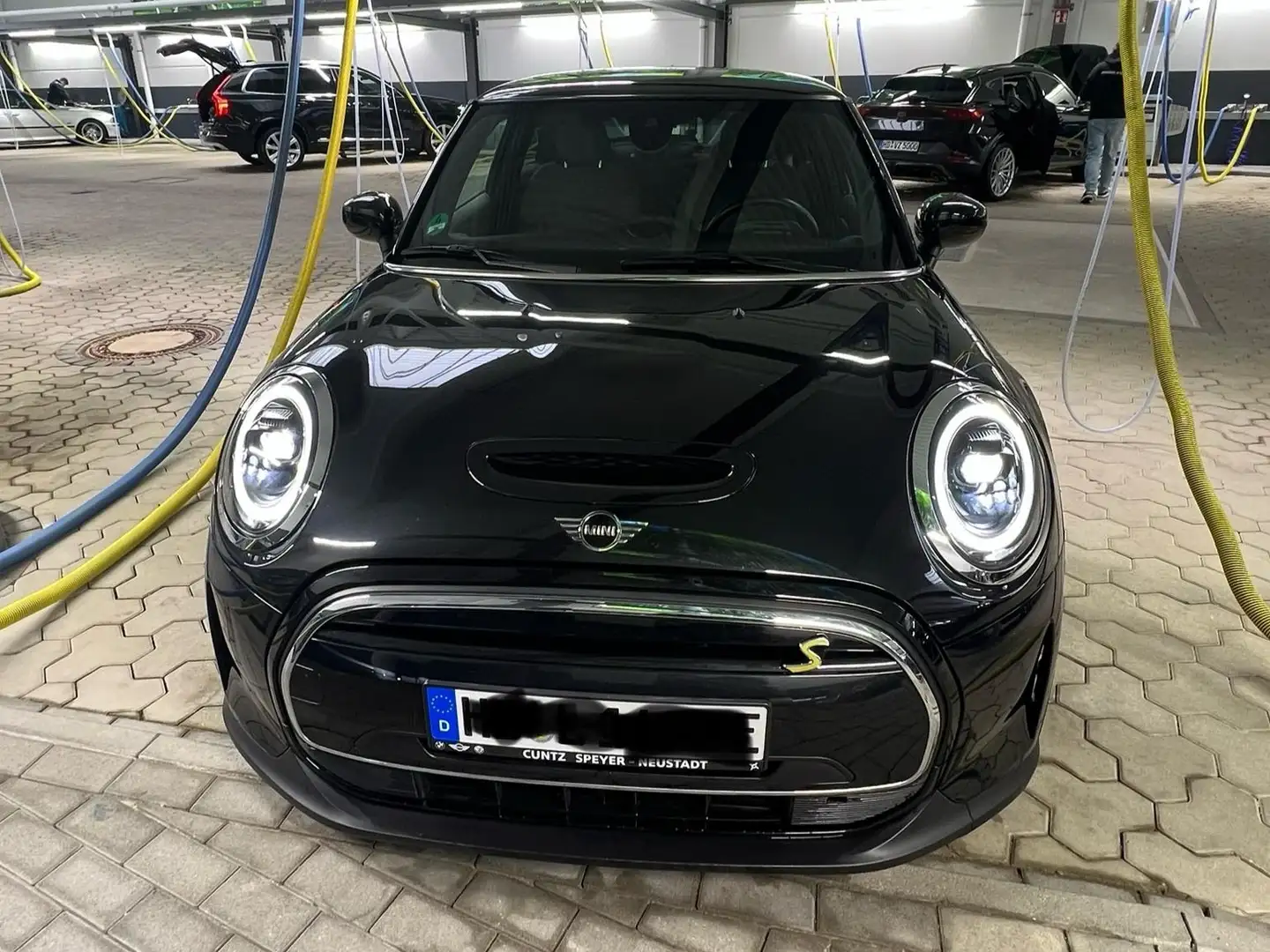 MINI Cooper SE Mini Cooper SE Classic Trim Schwarz - 2