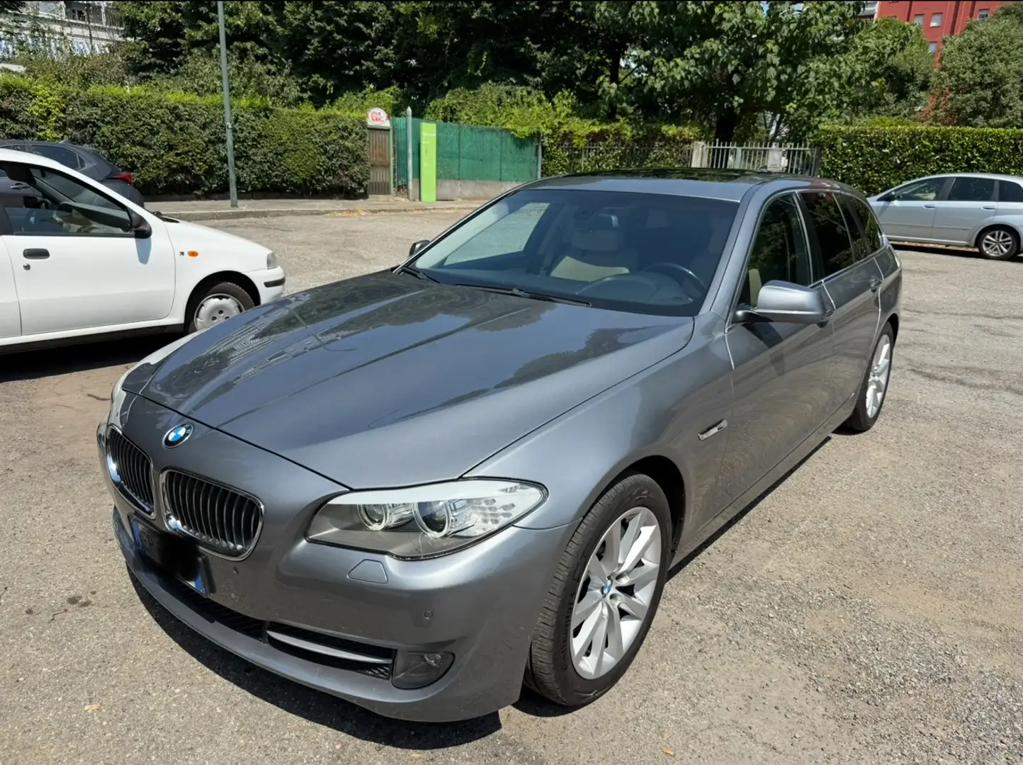 BMW 525 525d x drive  Futura - 1