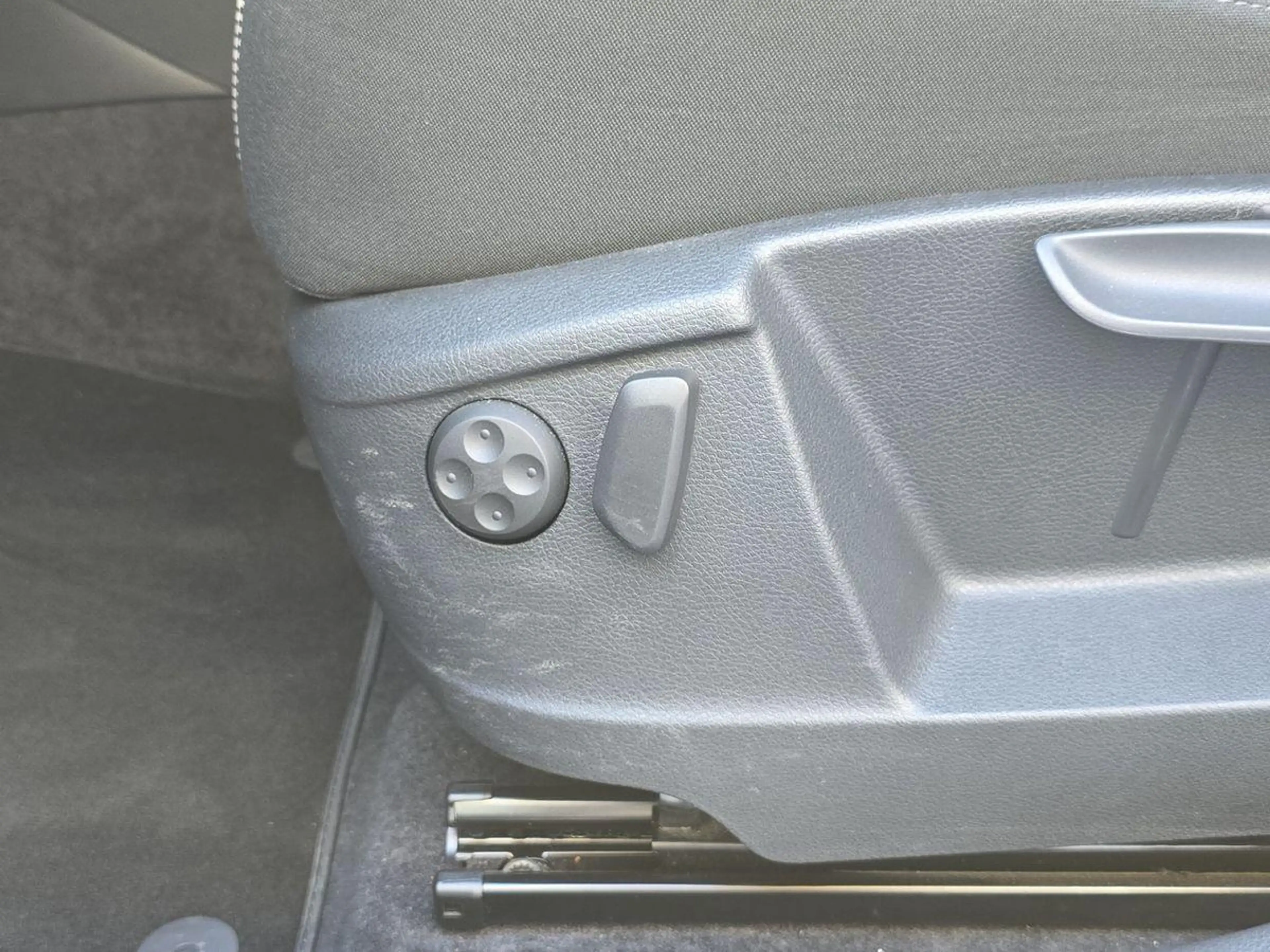 SEAT Alhambra 1.4 TSI AHK ACC 1-KINDESITZ R-KAM  XENON — photo 10