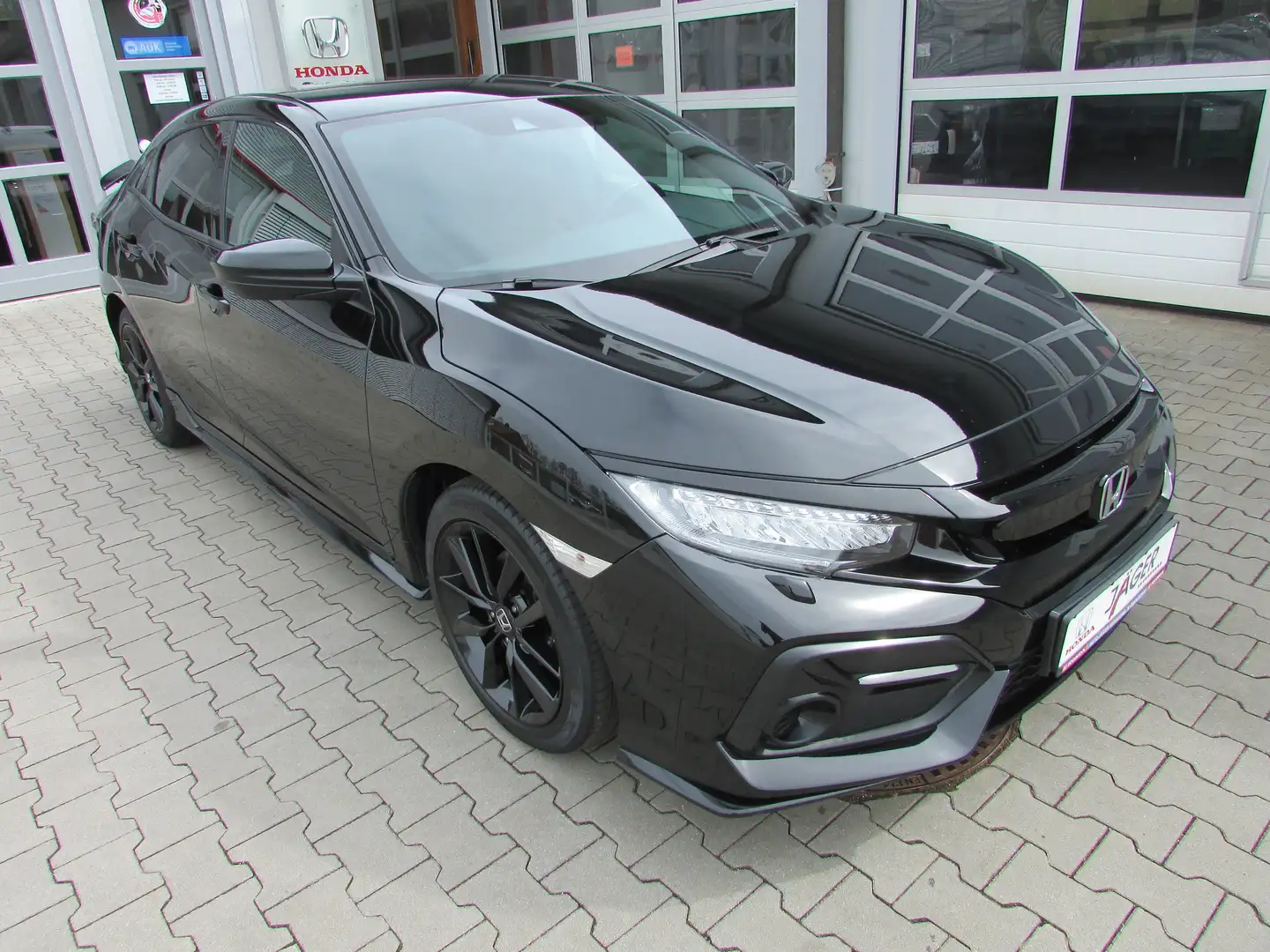 Honda Civic 1.0 Comfort Sport, Conect, CD, MP3, DAB, ACC, LED Noir - 1