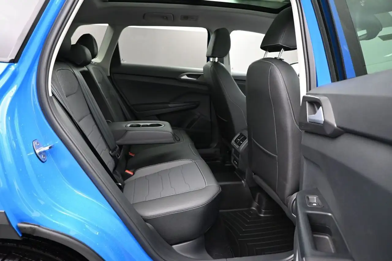 Volkswagen Taos снимка Volkswagen Taos