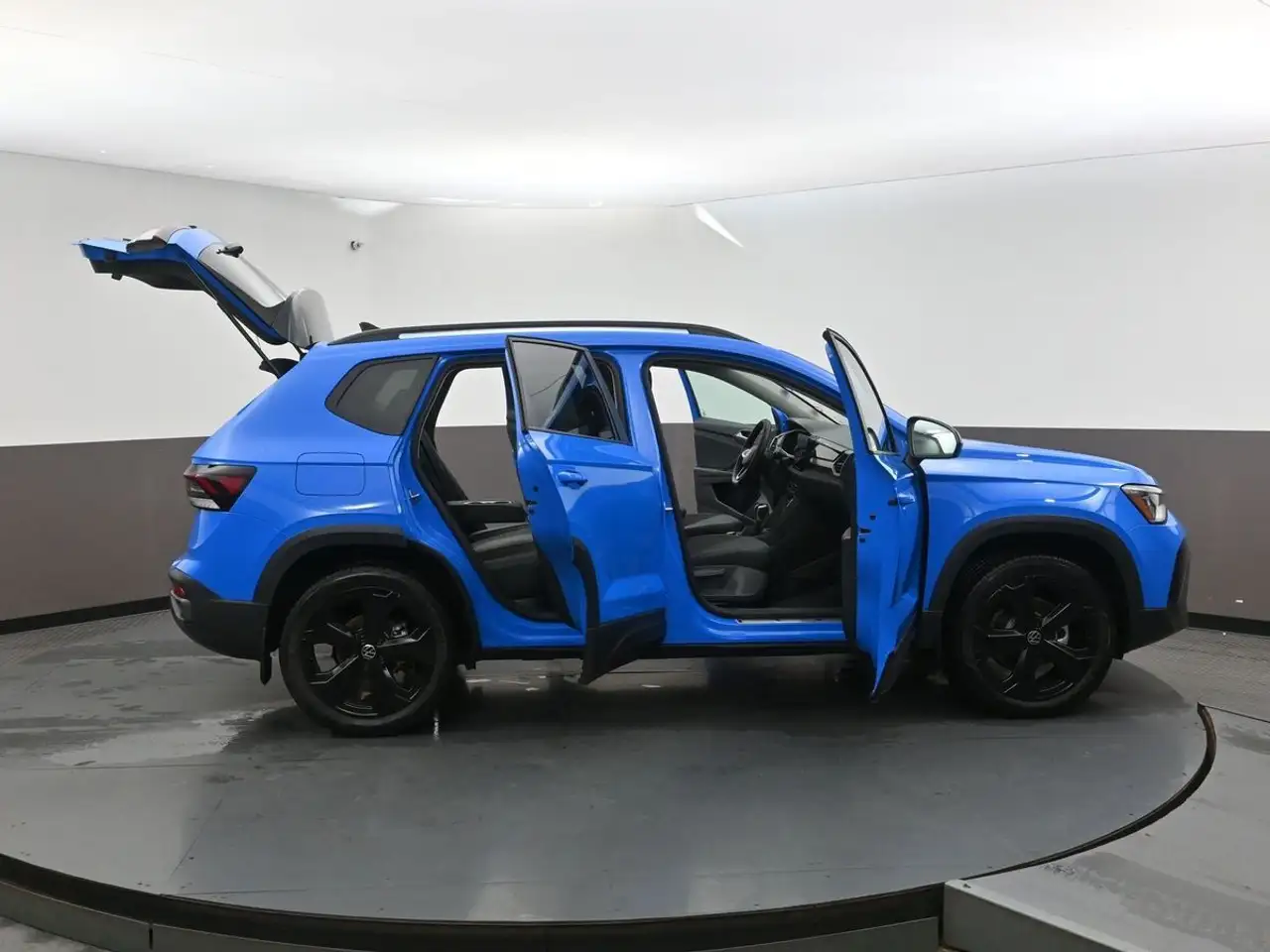 Volkswagen Taos снимка Volkswagen Taos