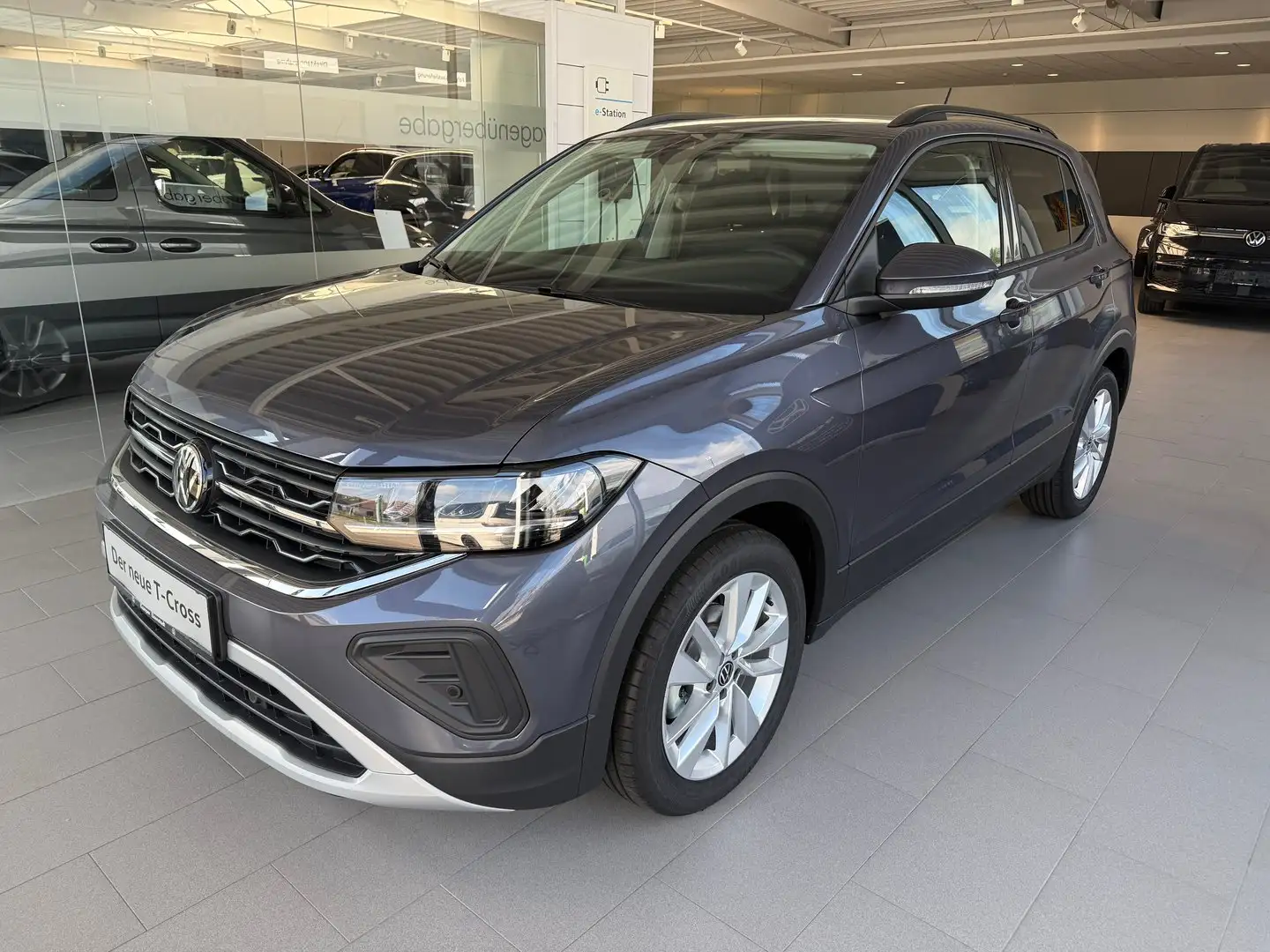 Volkswagen T-Cross Friends TSI Grau - 1
