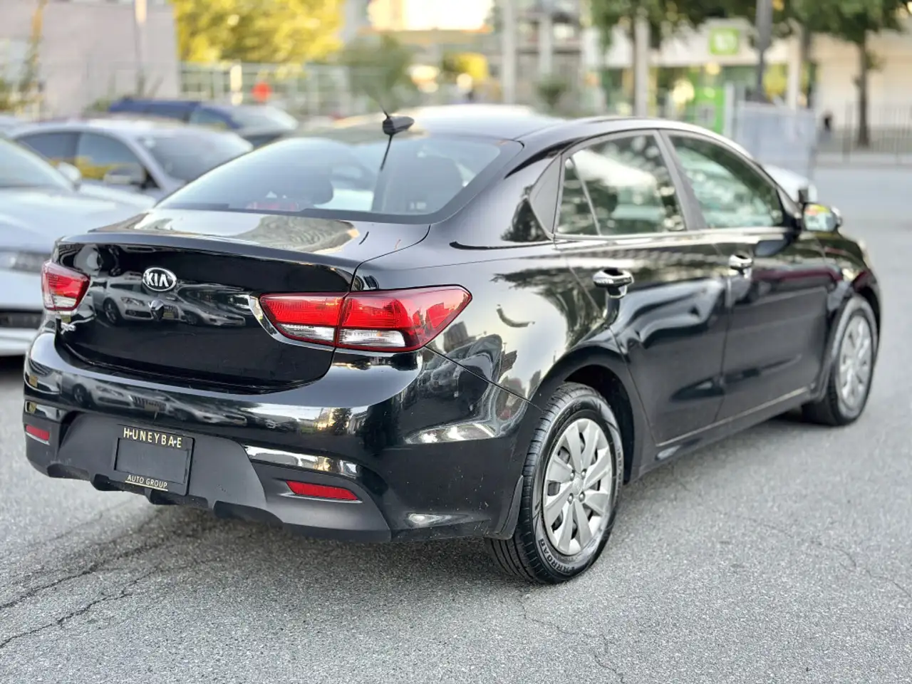 Kia Rio снимка Kia Rio