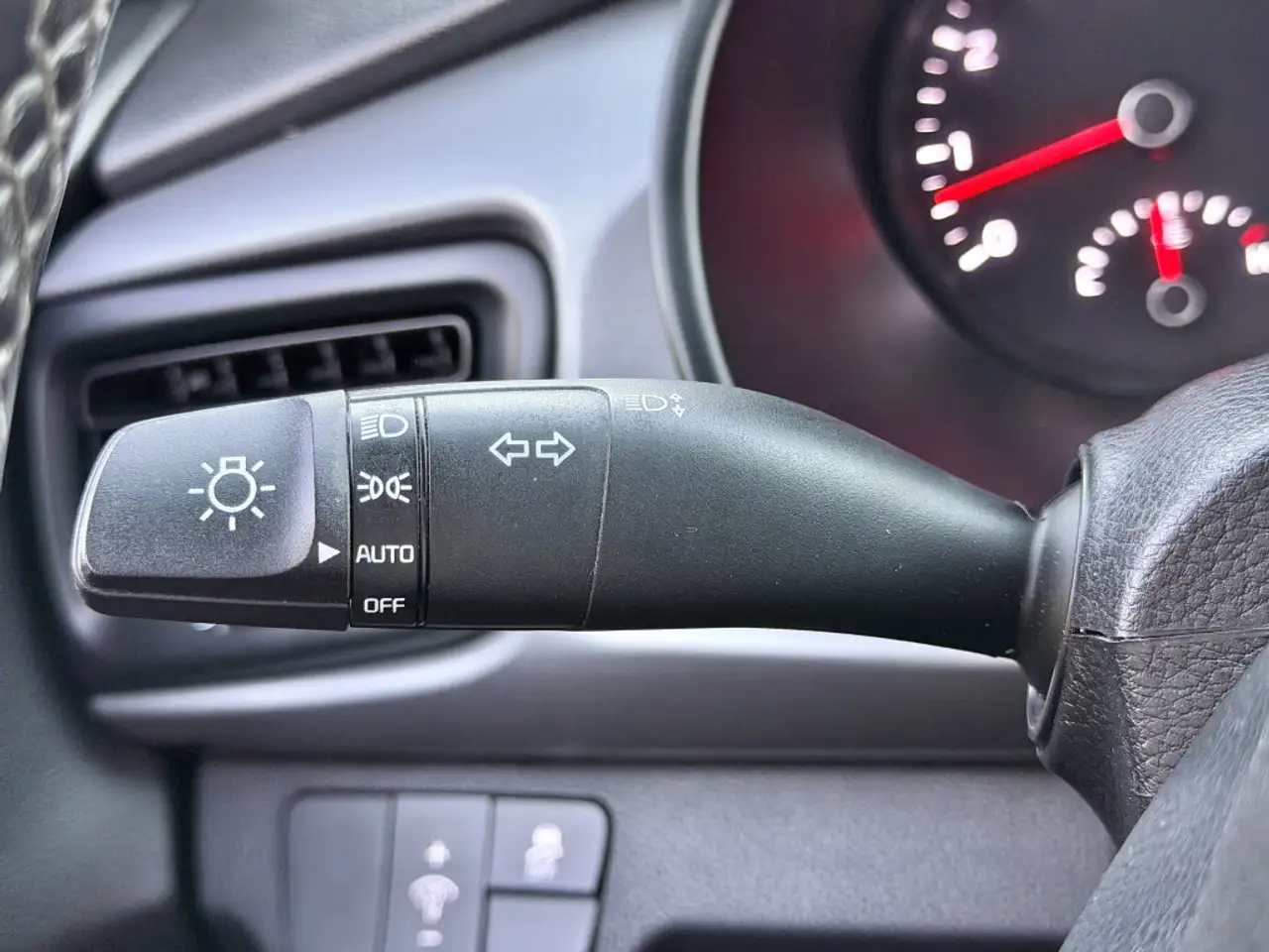 Kia Rio снимка Kia Rio