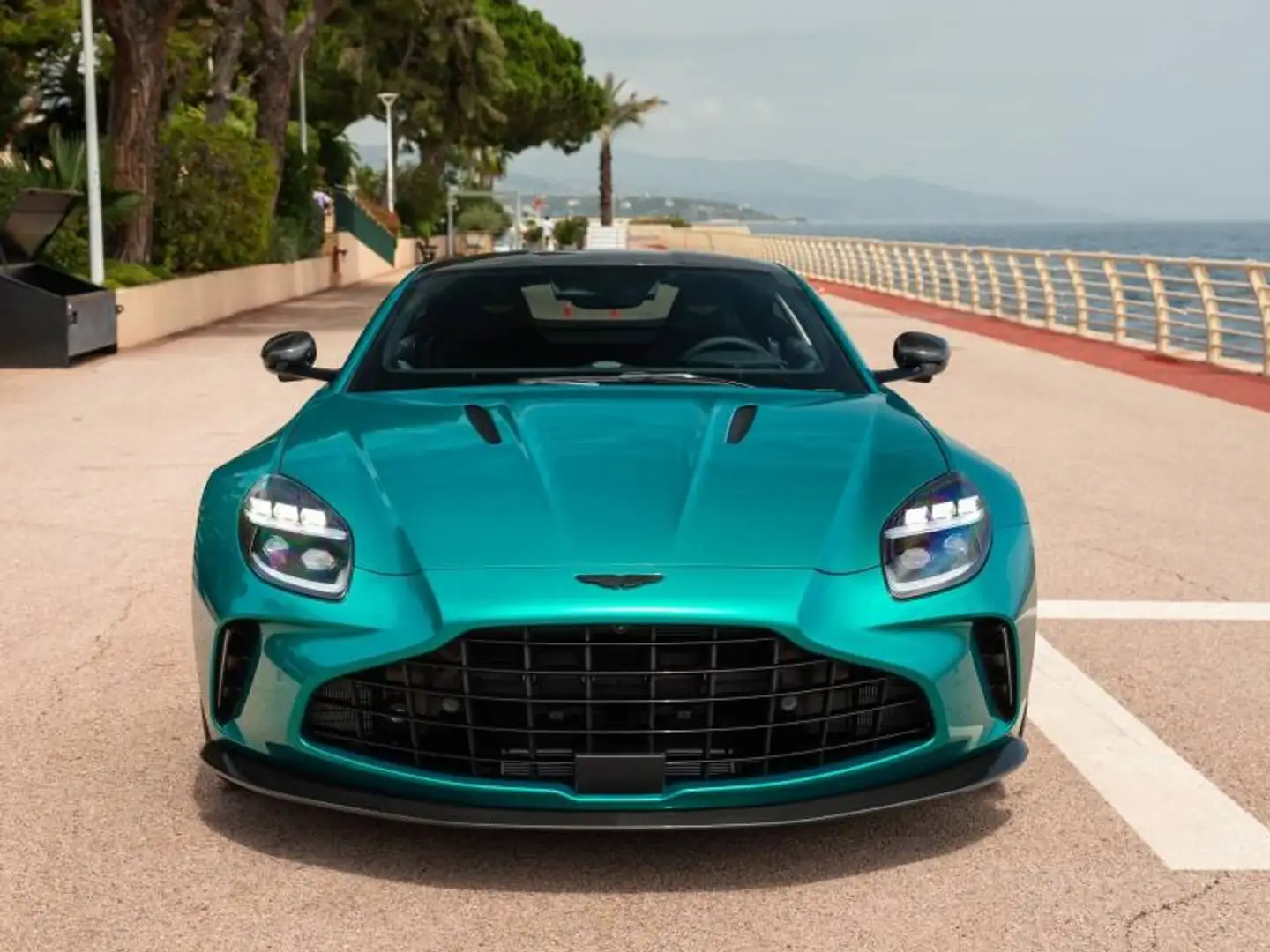 Aston Martin Vantage V8 4.0 665ch BVA - 2