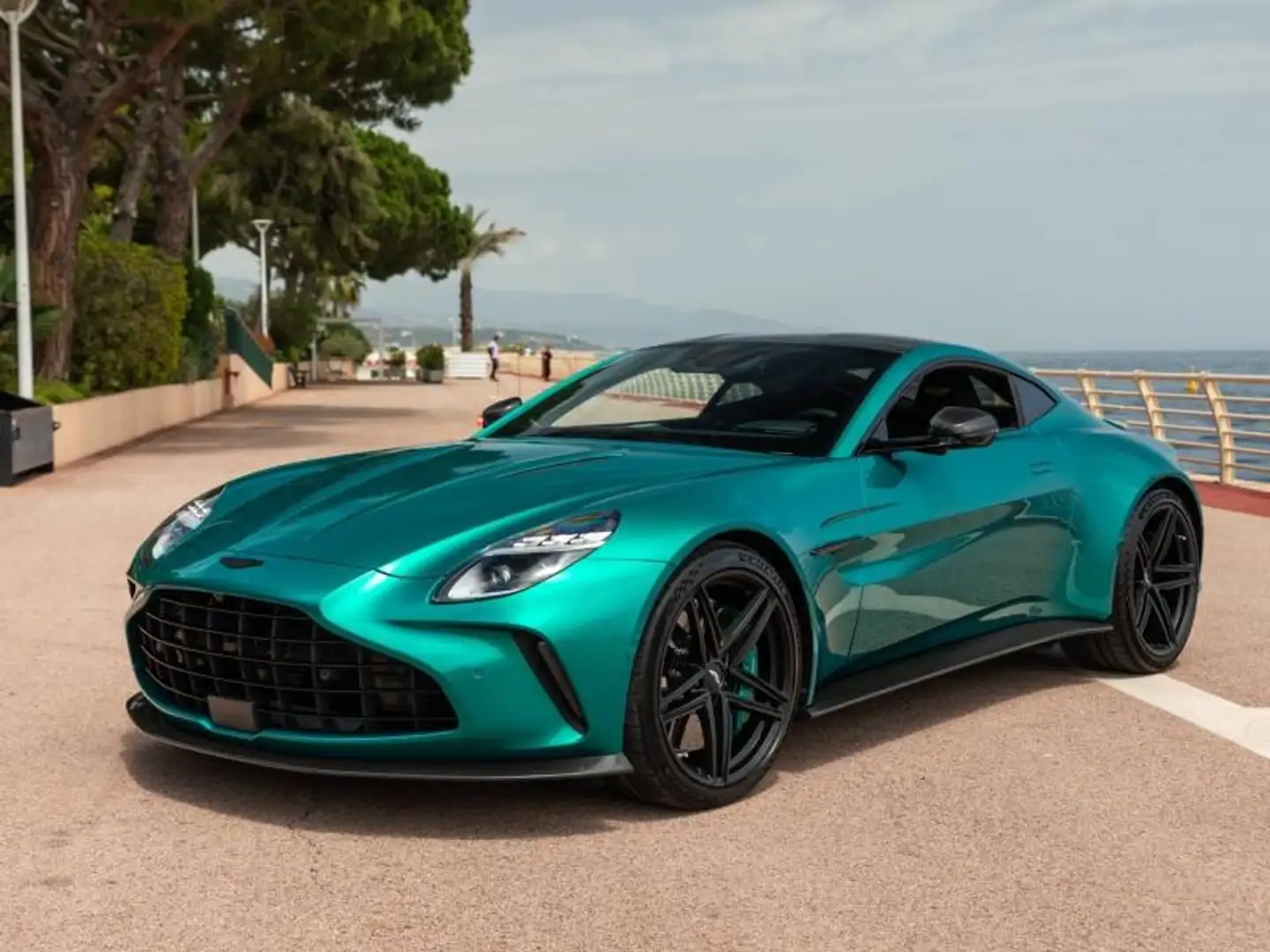 Aston Martin Vantage V8 4.0 665ch BVA - 1