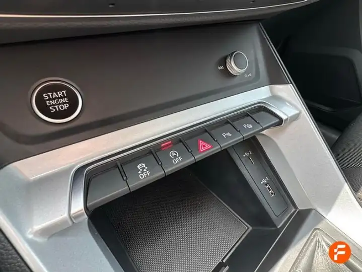 Audi Q3 1.5 35 TFSI 2021, foto 25