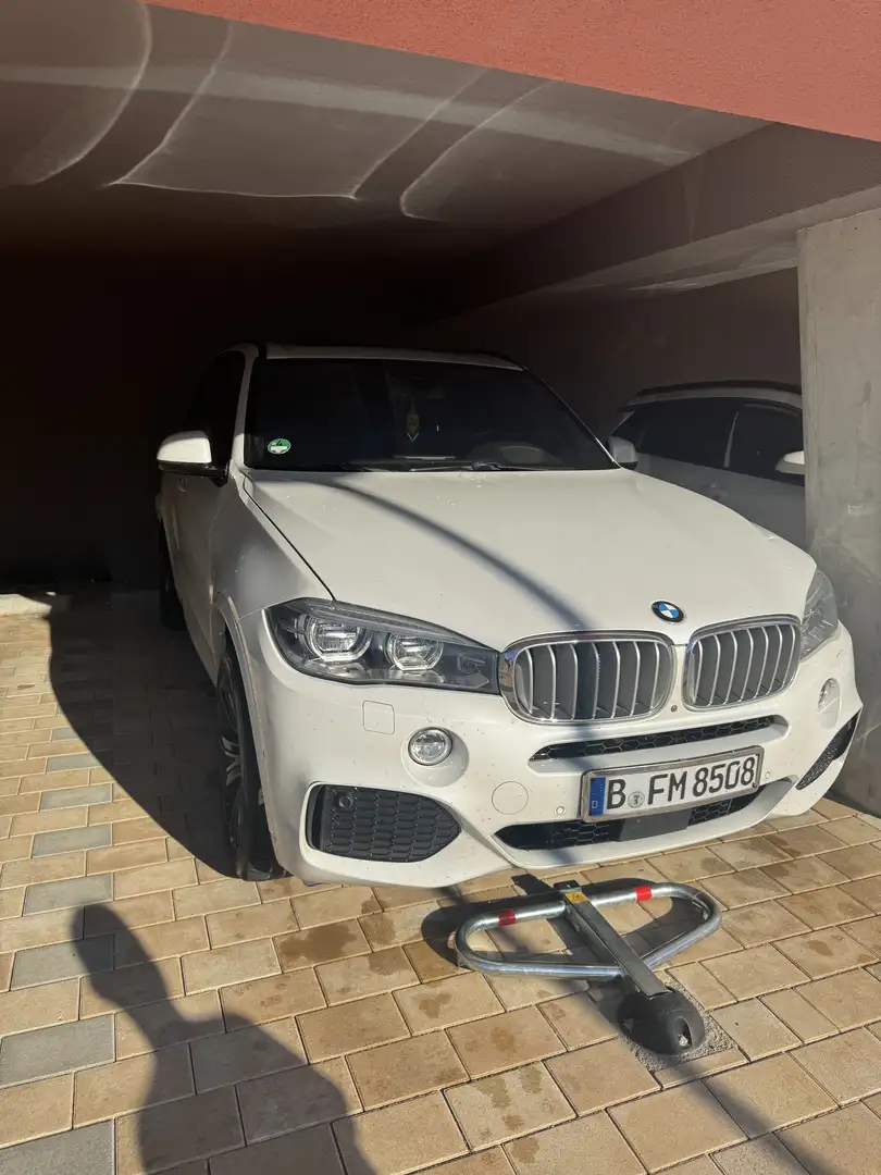 BMW X5 M xDrive40d M Paket - 2