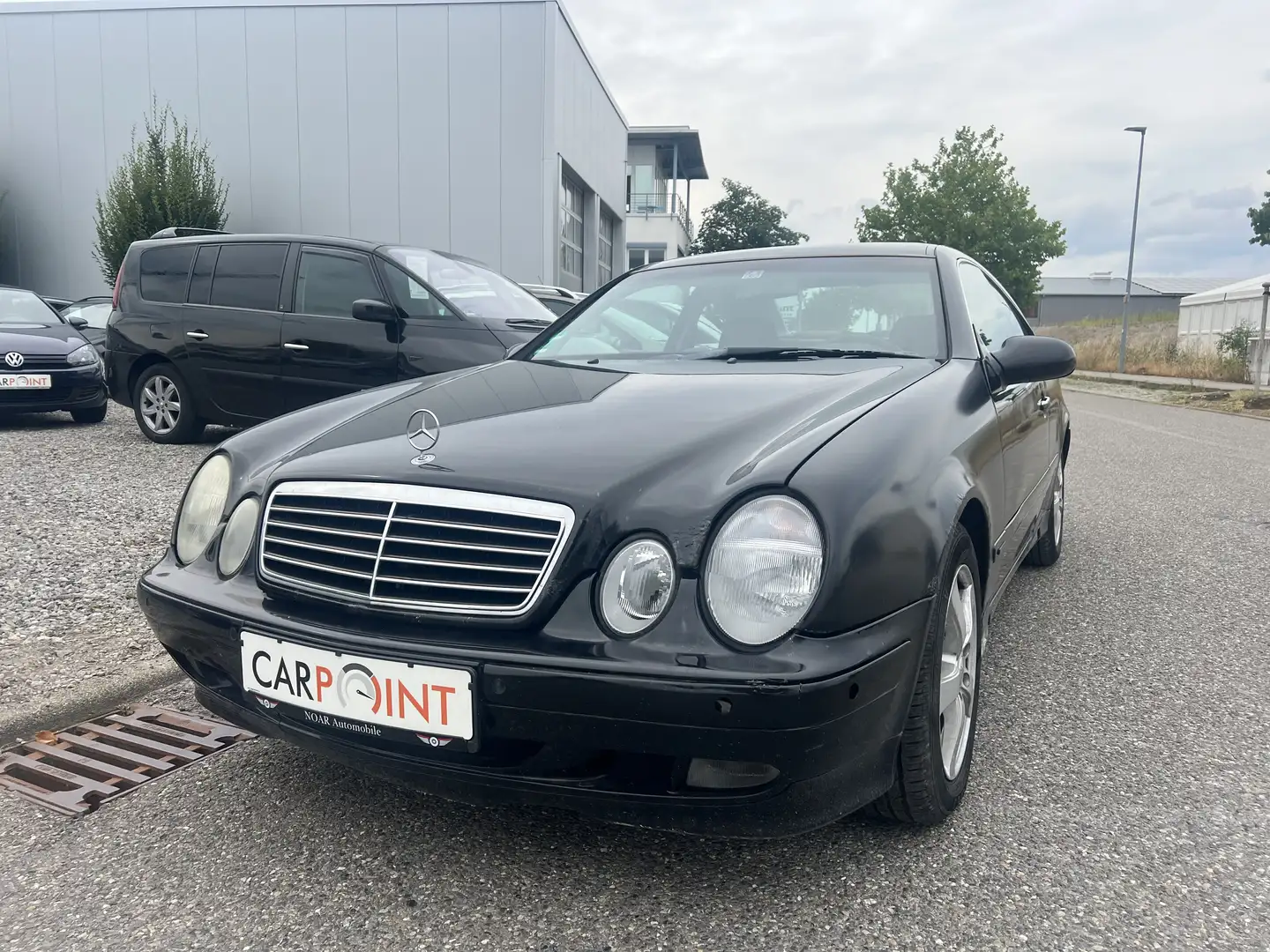 Mercedes-Benz CLK 320 *Automatik*Klima*Euro4*ALU*TÜV 1/26* Black - 1